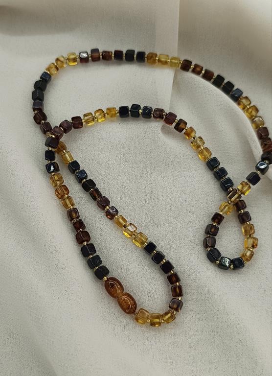 Kolye Kehribar Amber Doğaltaş Küp Kesim Yetişkin Kolyesi