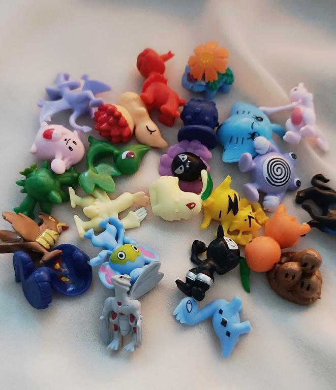 Pokemon Mini Figür 24 lü Set 2-3 cm Karakter Figür Koleksiyon Oyuncak Krmz