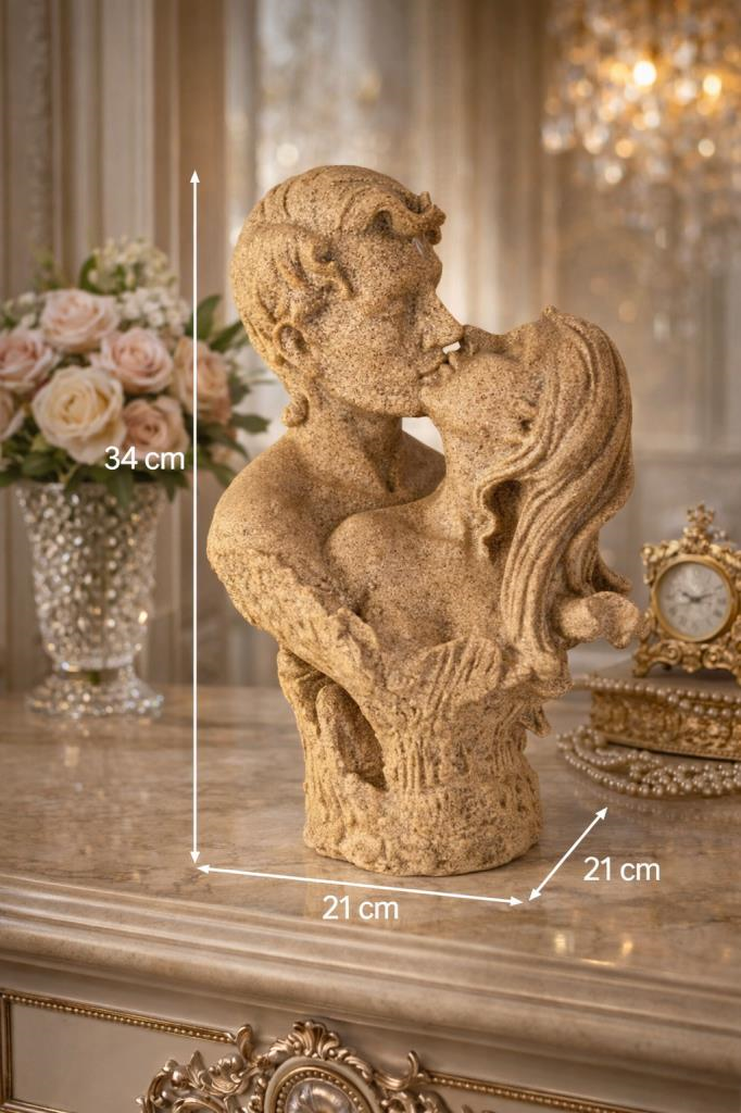 Romantik Çift Heykeli – Polyester Dekoratif Biblo, Teras & Havuz Başı Dekoru