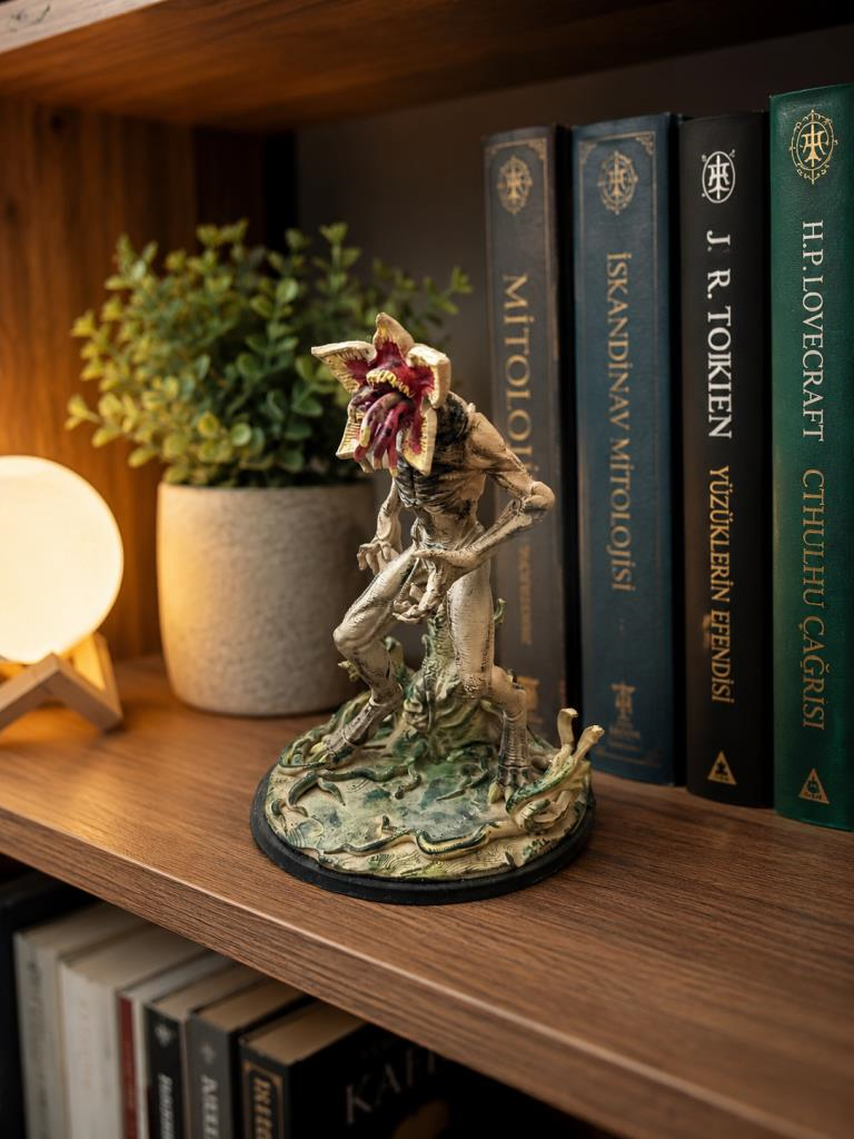 Stranger Things Demogorgon Figür Dekoratif Koleksiyon Figürü Korku Temalı Masaüstü Biblo