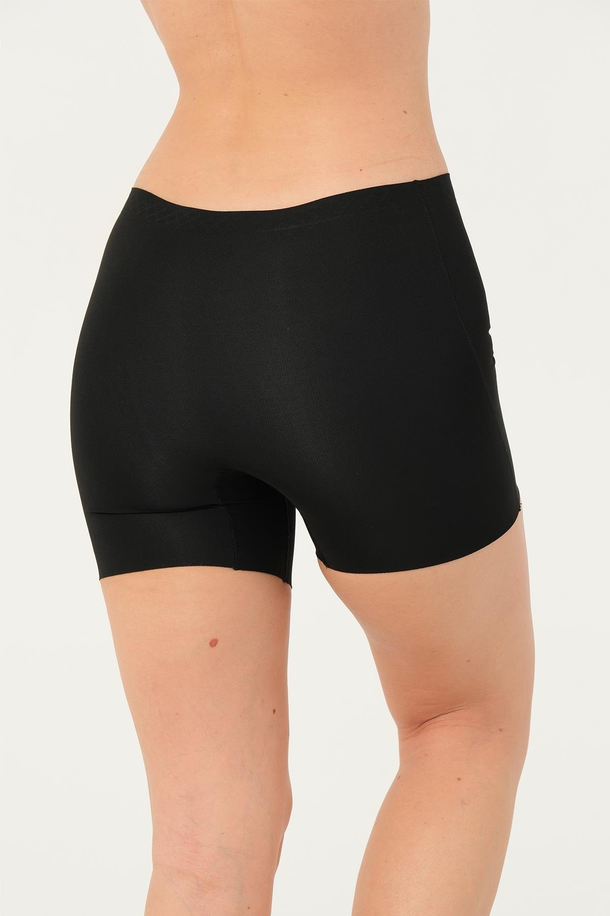 Kadın Siyah Silikonlu Lazer Kesim Boxer Korse - 9901