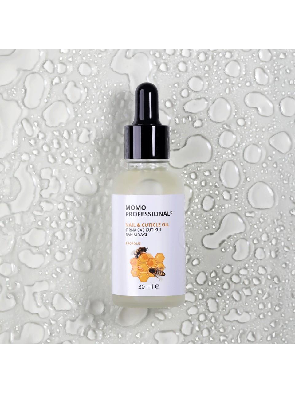 Momo Nail&Cuticle Oil 30ml. Propolis