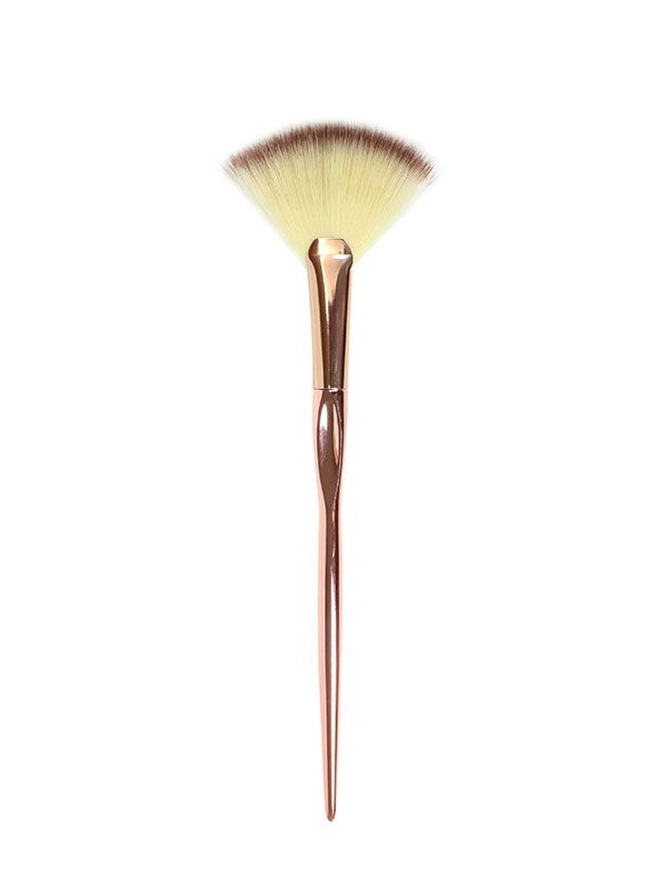 Nascıta Brozny Glow Aydınlatıcı Fırçası