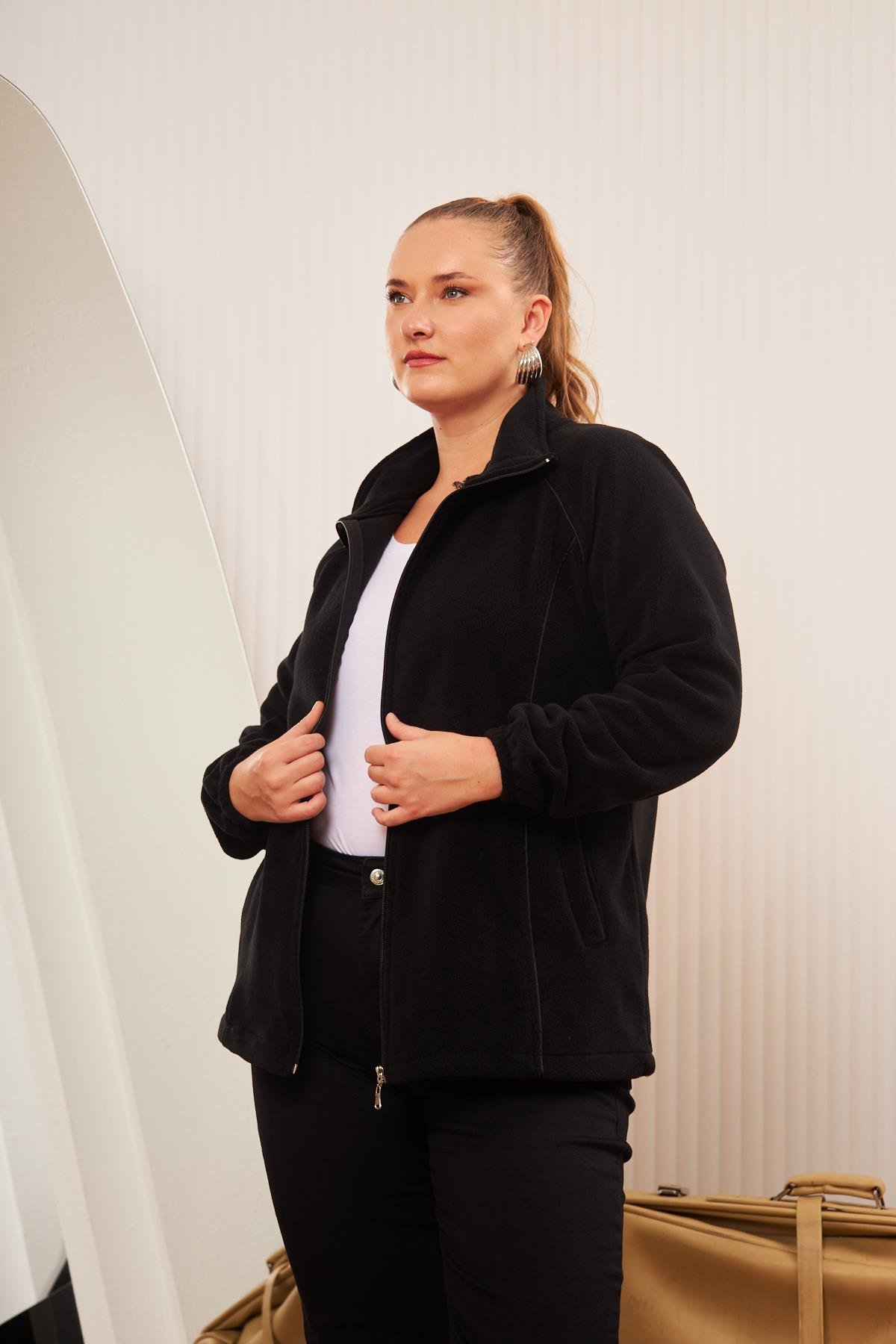 Büyük Beden Fermuarlı Polar Hırka Siyah