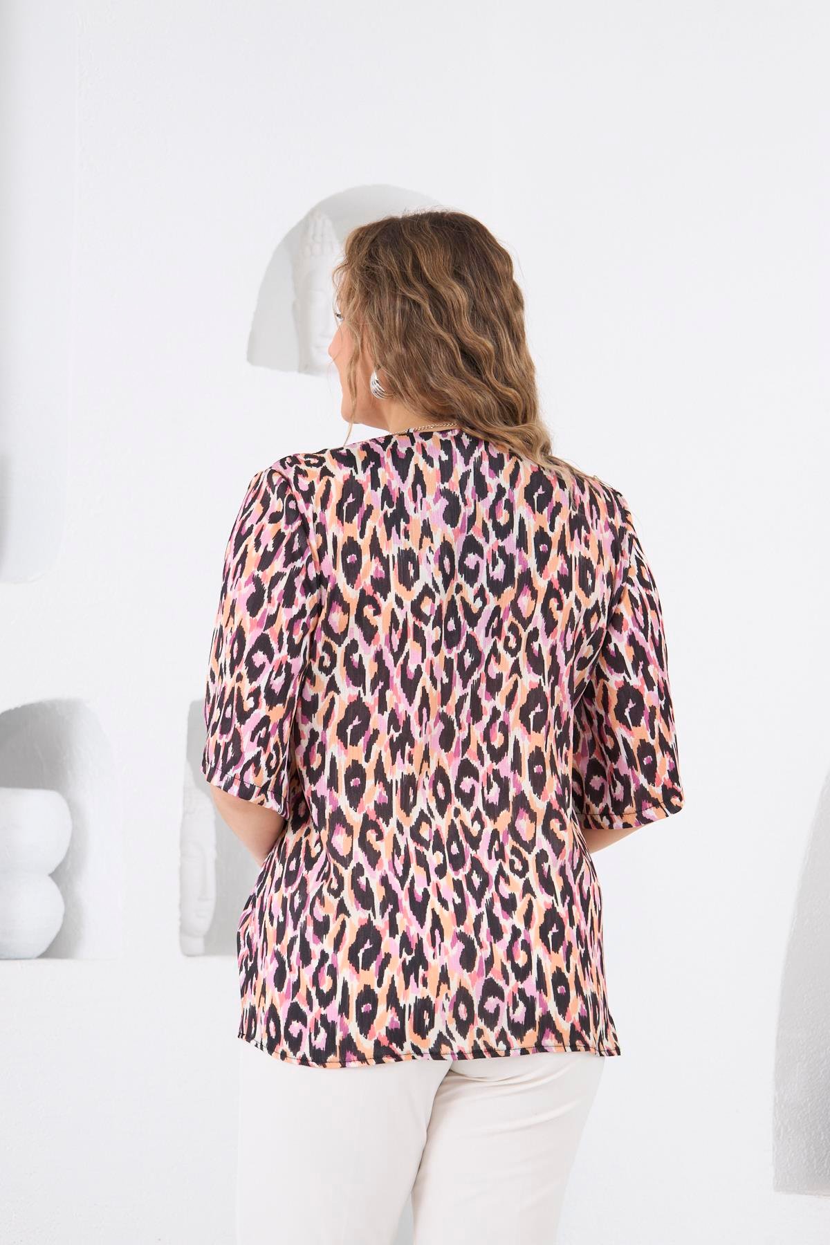 Rmg Kolye Detaylı Büyük Beden Leopar Bluz