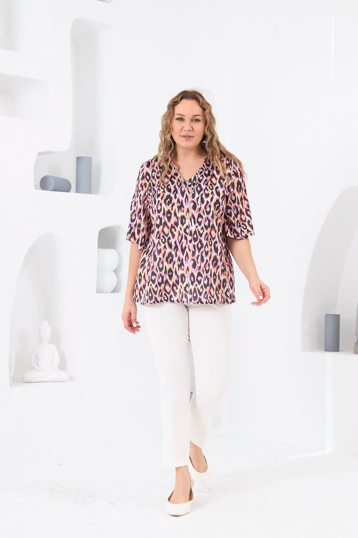 Rmg Kolye Detaylı Büyük Beden Leopar Bluz