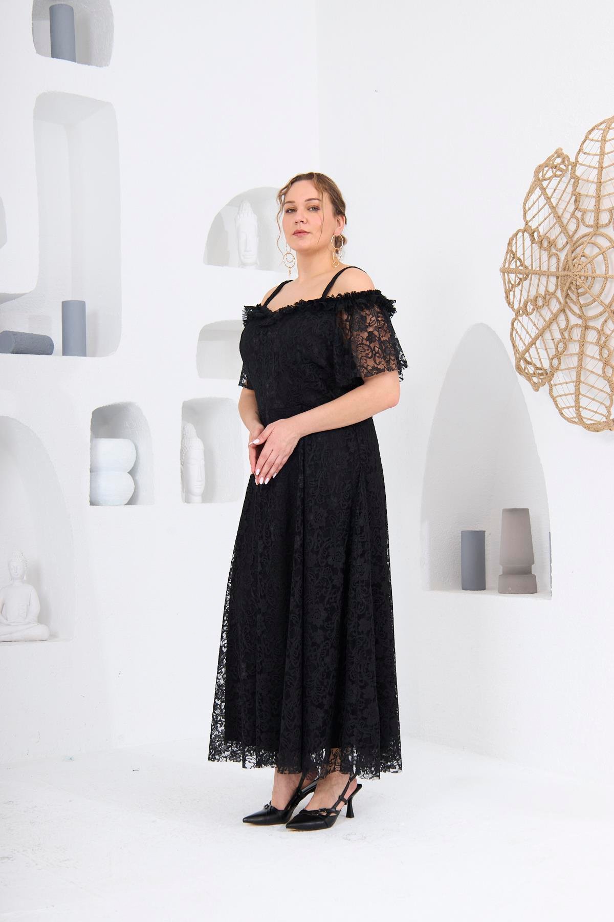 RMG Dantel Astarlı Omuz Detay Büyük Beden Elbise Siyah