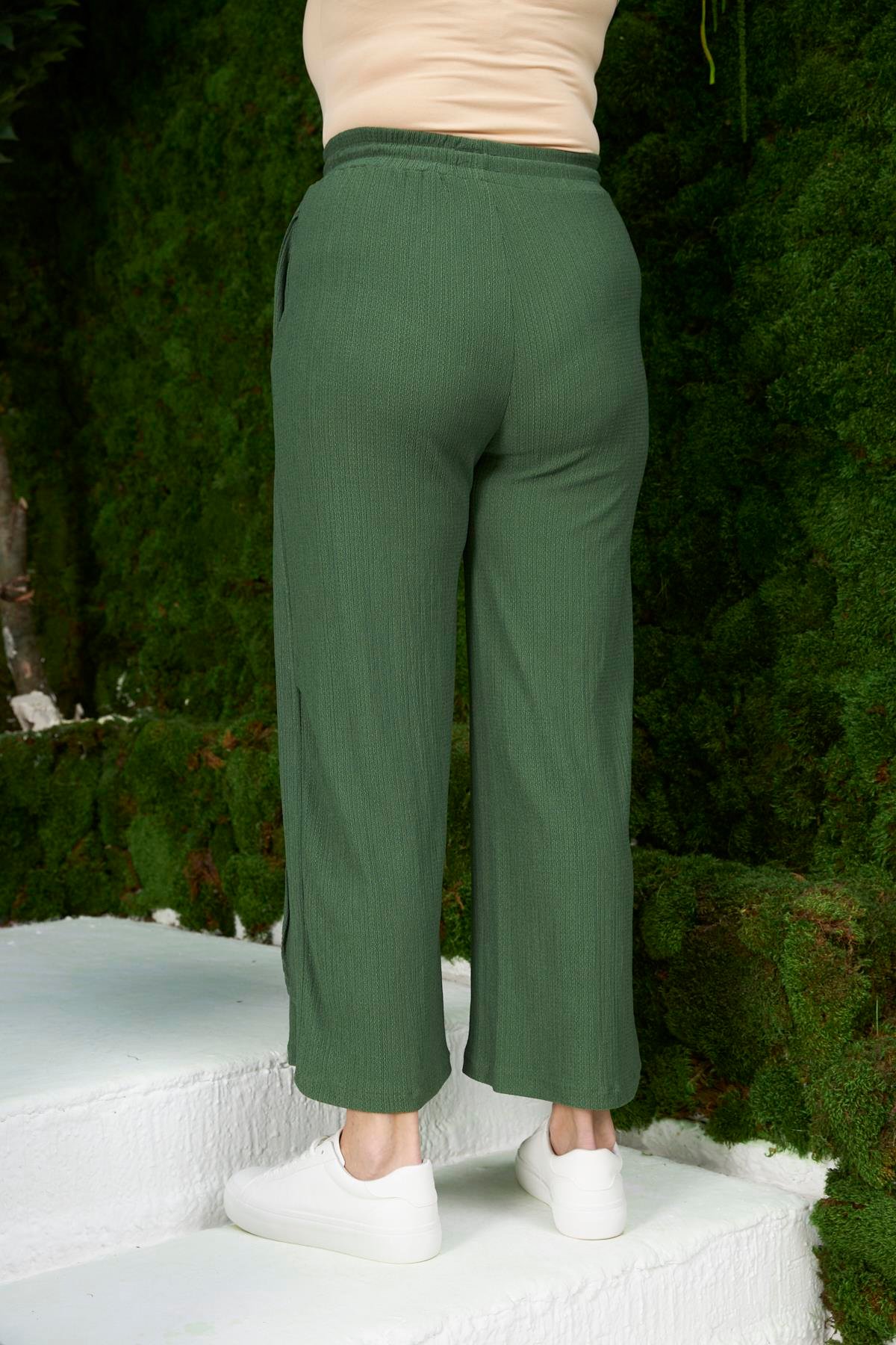 Rmg Bel Bağcık Detaylı Yırtmaçlı Büyük Beden Yeşil Bürümcük Pantolon