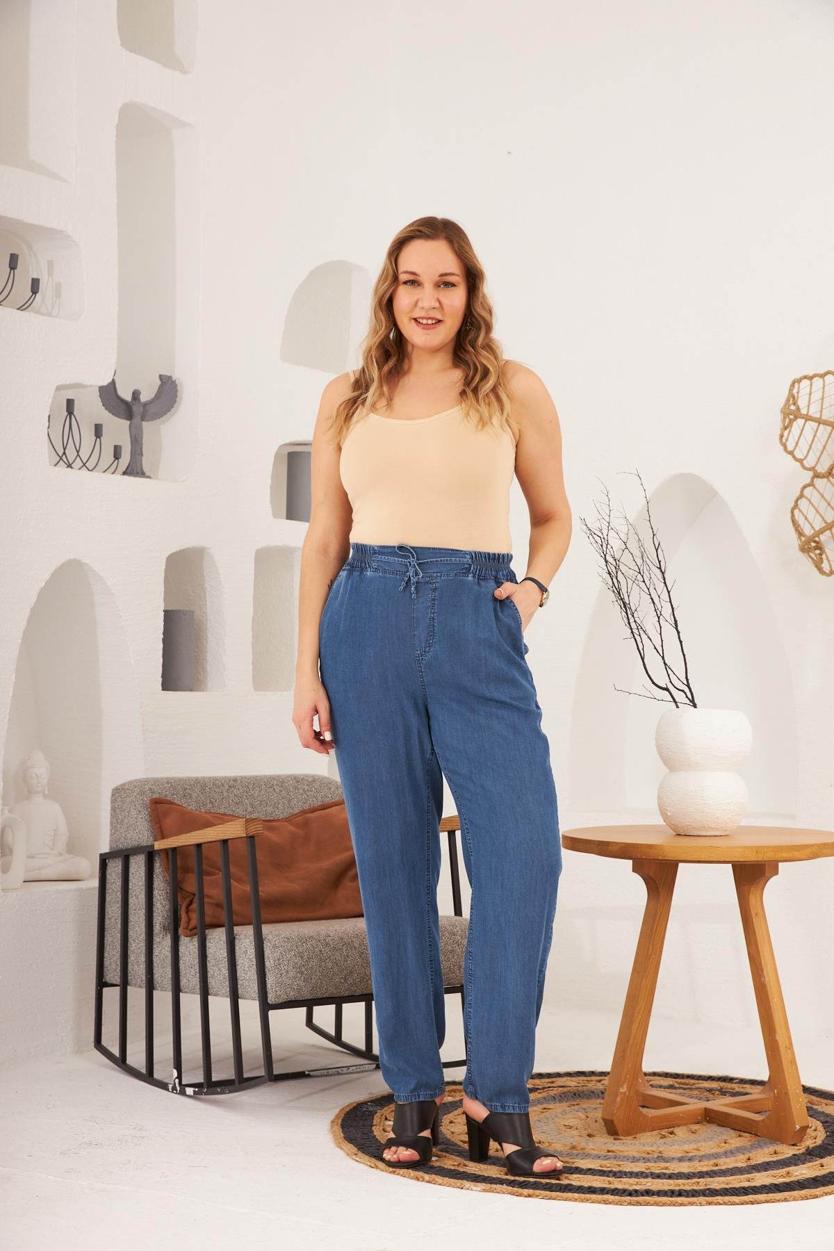 Rmg Bel Bağcık Detaylı Beli Lastikli Büyük Beden Mavi Pantolon