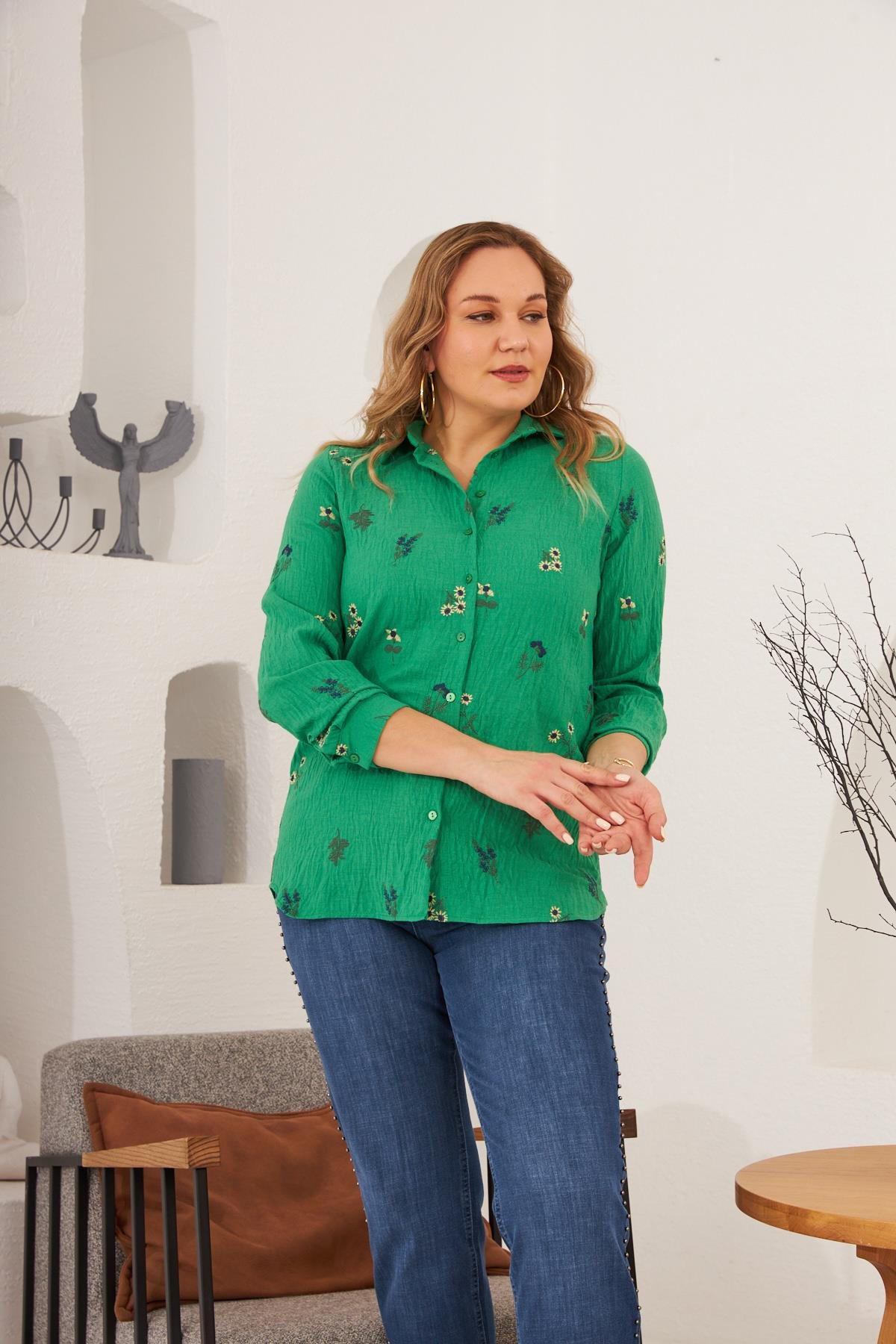 Rmg Nakışlı Büyük Beden Yeşil Gömlek