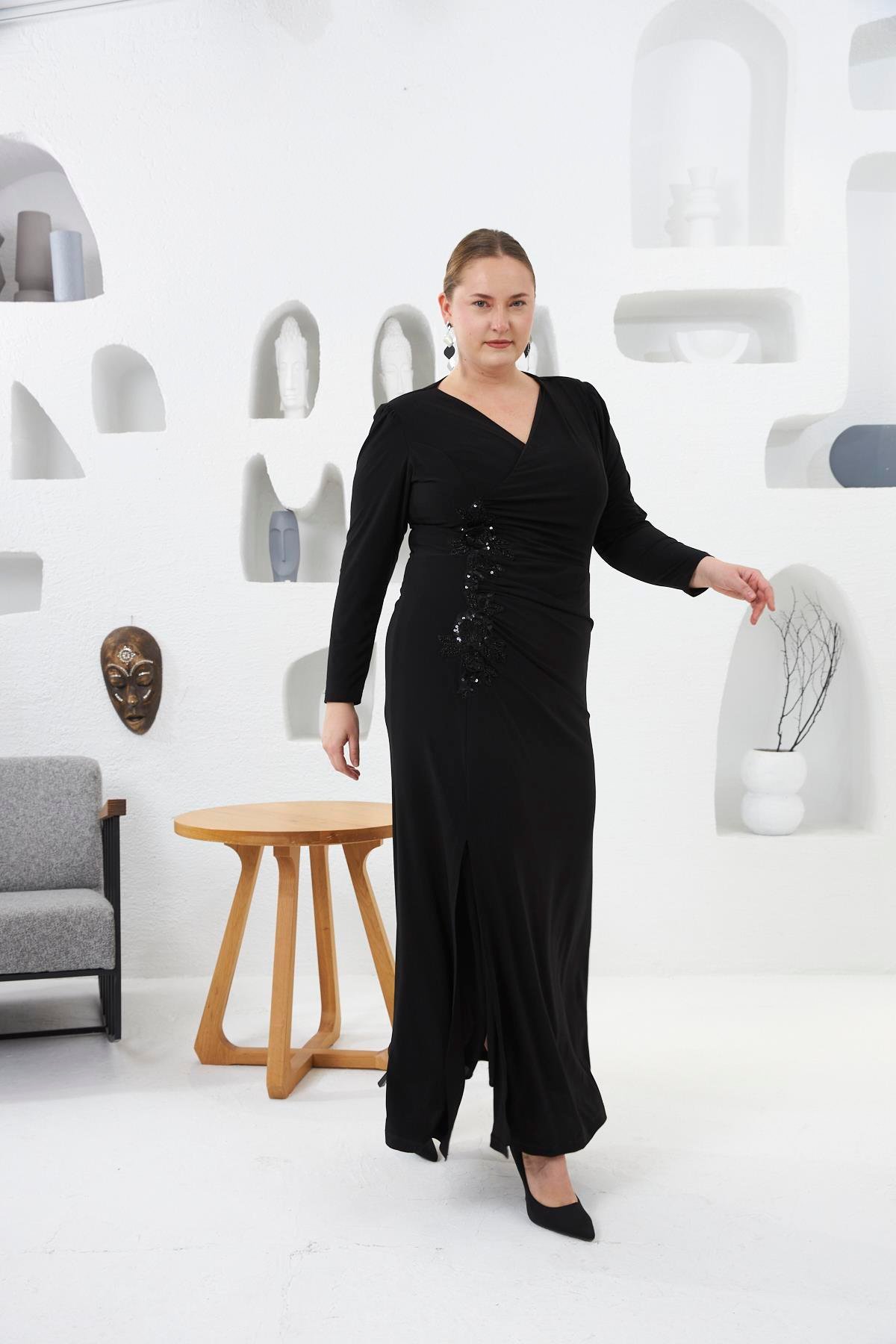 Asimetrik Drape Detay Dantel Ve Aplik Süslemeli  Büyük Beden Abiye Elbise Siyah