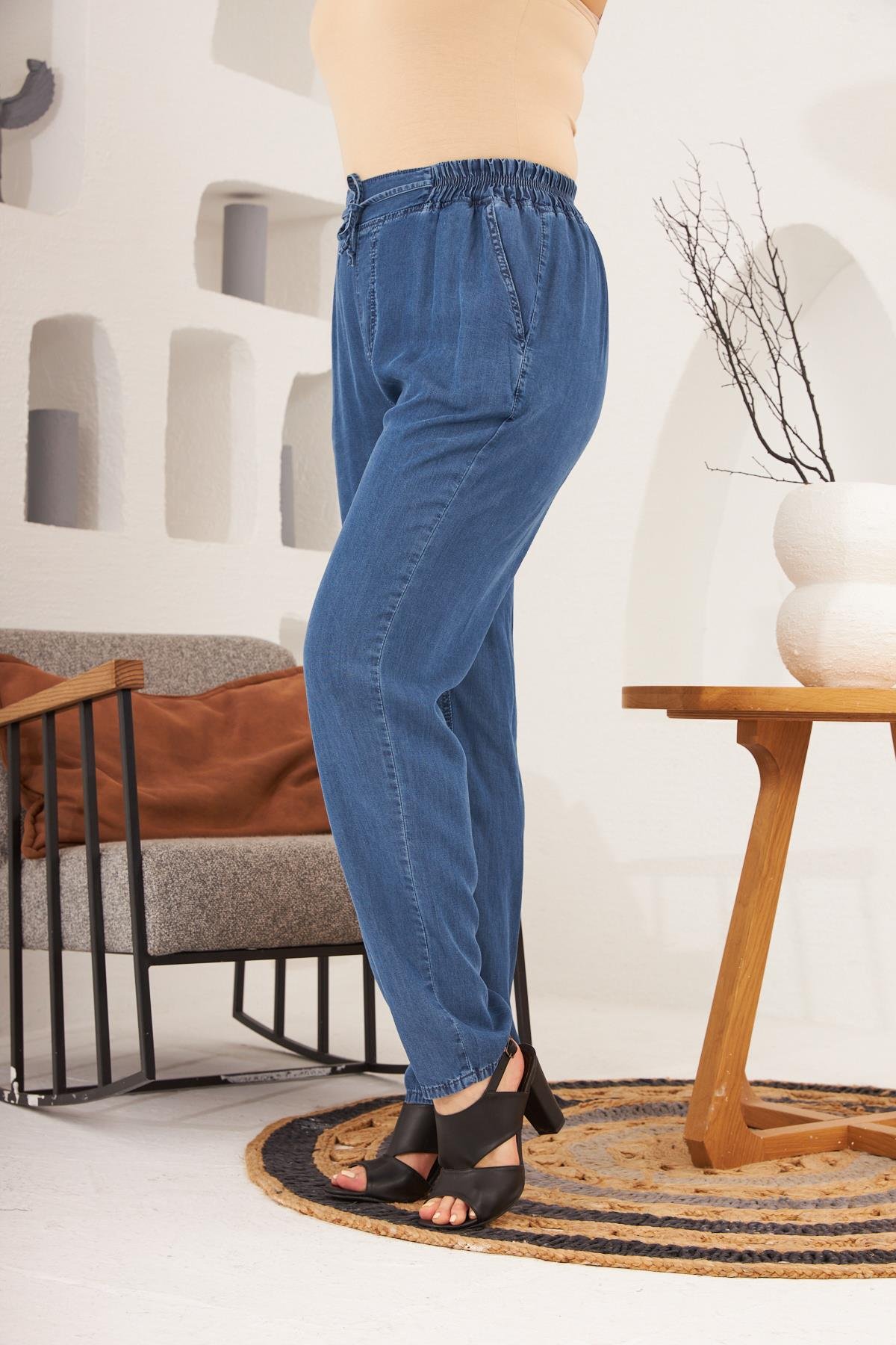 Rmg Bel Bağcık Detaylı Beli Lastikli Büyük Beden Mavi Pantolon