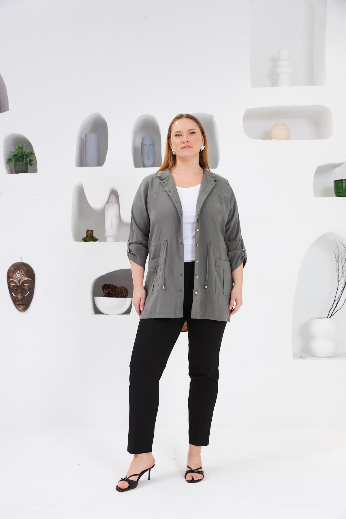 Bel Bağcıklı Cep Detaylı Büyük Beden Ceket Haki