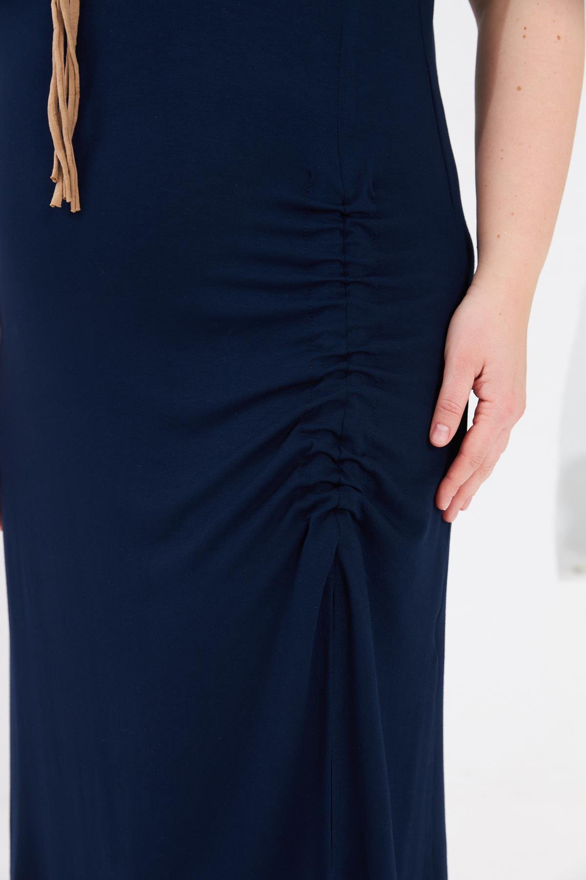 Bel Büzgü Detaylı Büyük Beden Elbise Lacivert