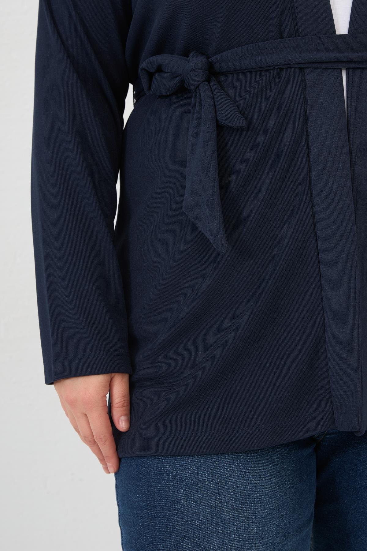 Belden Bağlamalı Örme Büyük Beden Hırka Lacivert