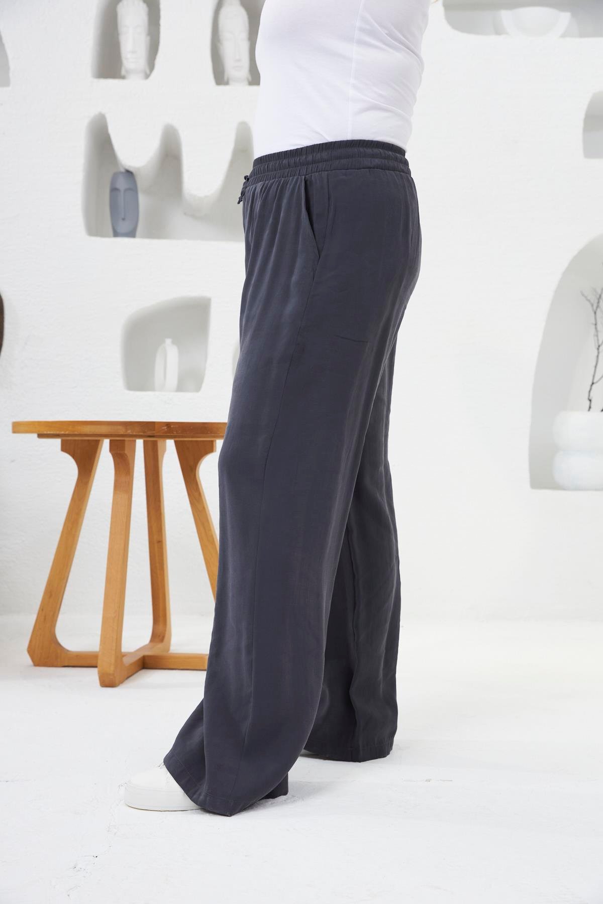 Beli Lastikli Geniş Paça Büyük Beden Pantolon Füme