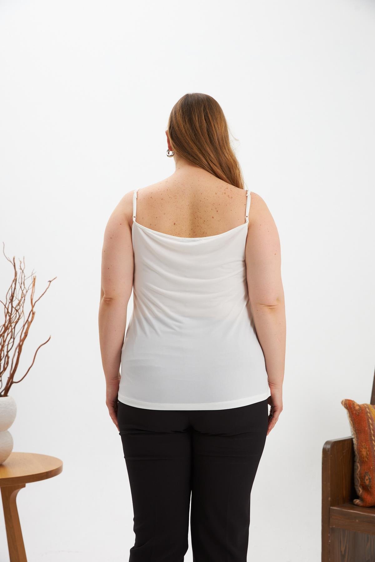 Büyük Beden Askılı Atlet Beyaz