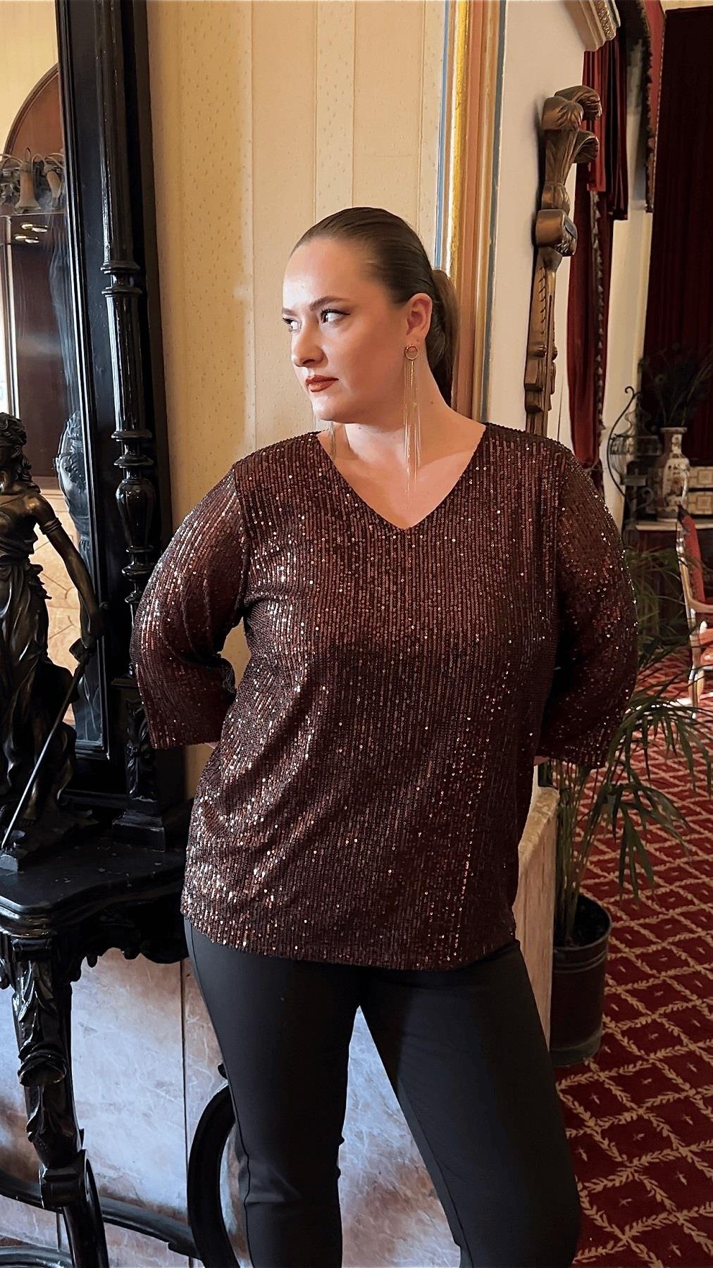 Büyük Beden Astarlı Pul Payet Bluz Kahve - RMG