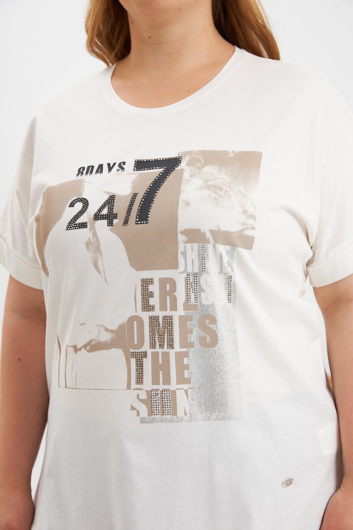 Büyük Beden Baskılı Tişört Ekru