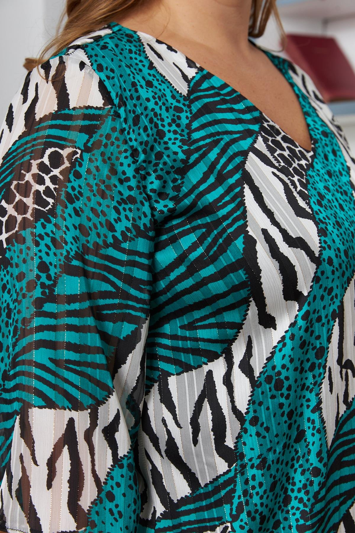 Büyük Beden Leopar Zebra Desen Şifon Bluz Yeşil