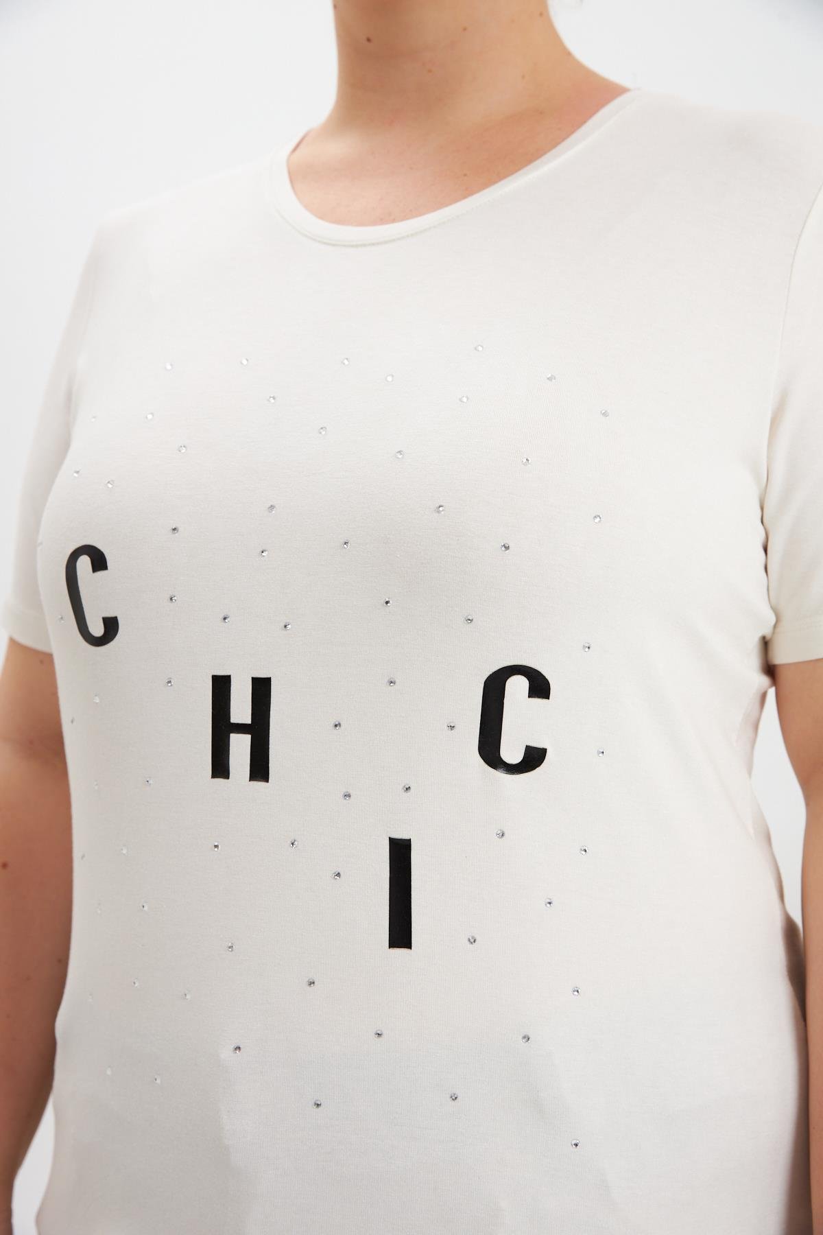 Büyük Beden Taş Detay Baskılı Tişört Ekru
