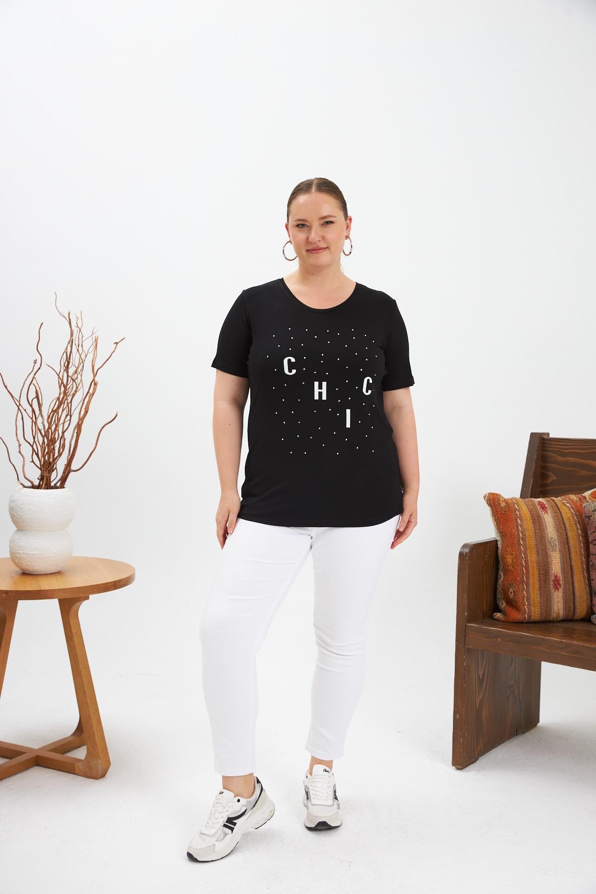 Büyük Beden Taş Detay Baskılı Tişört Siyah