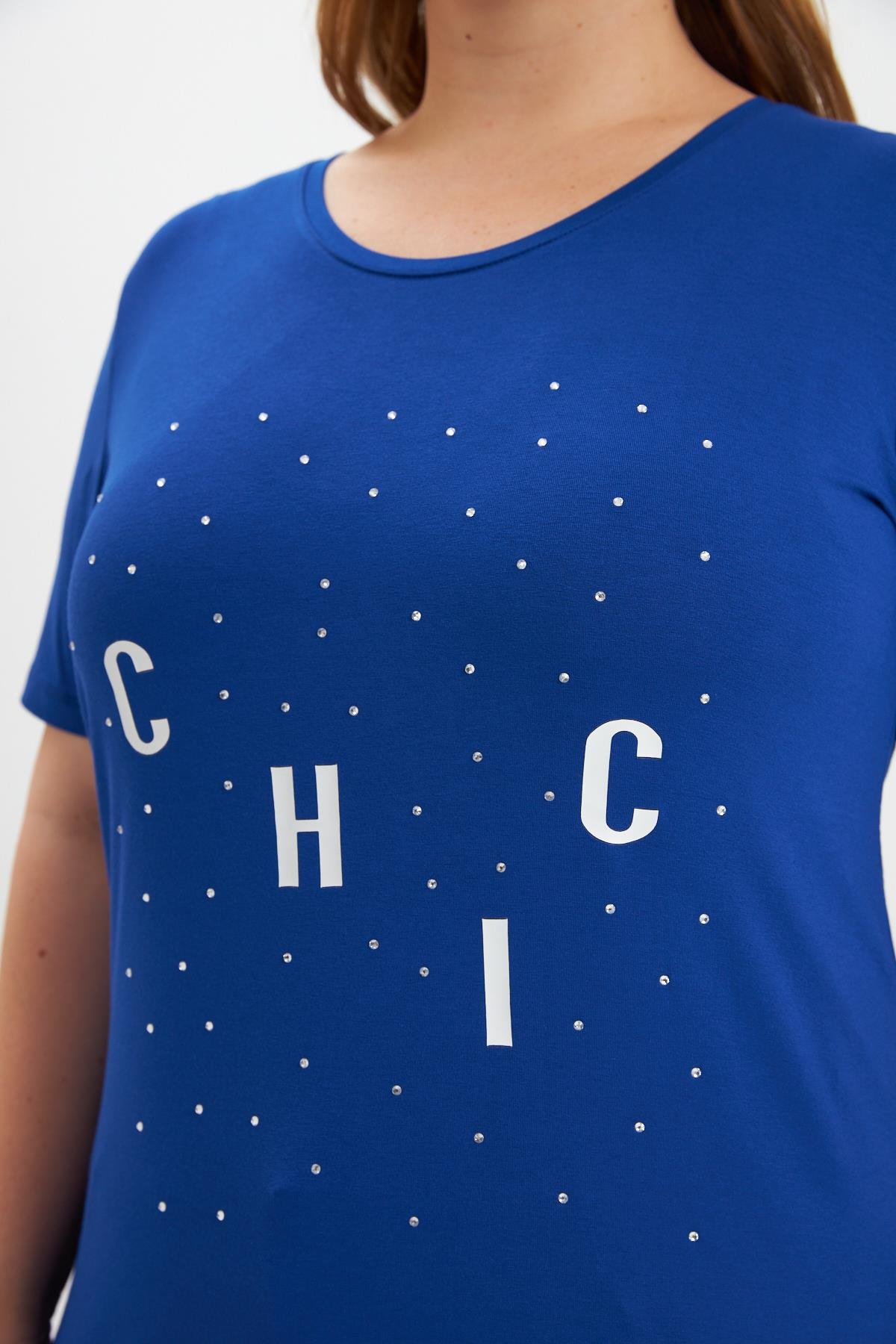 Büyük Beden Taş Detay Baskılı Tişört Saks