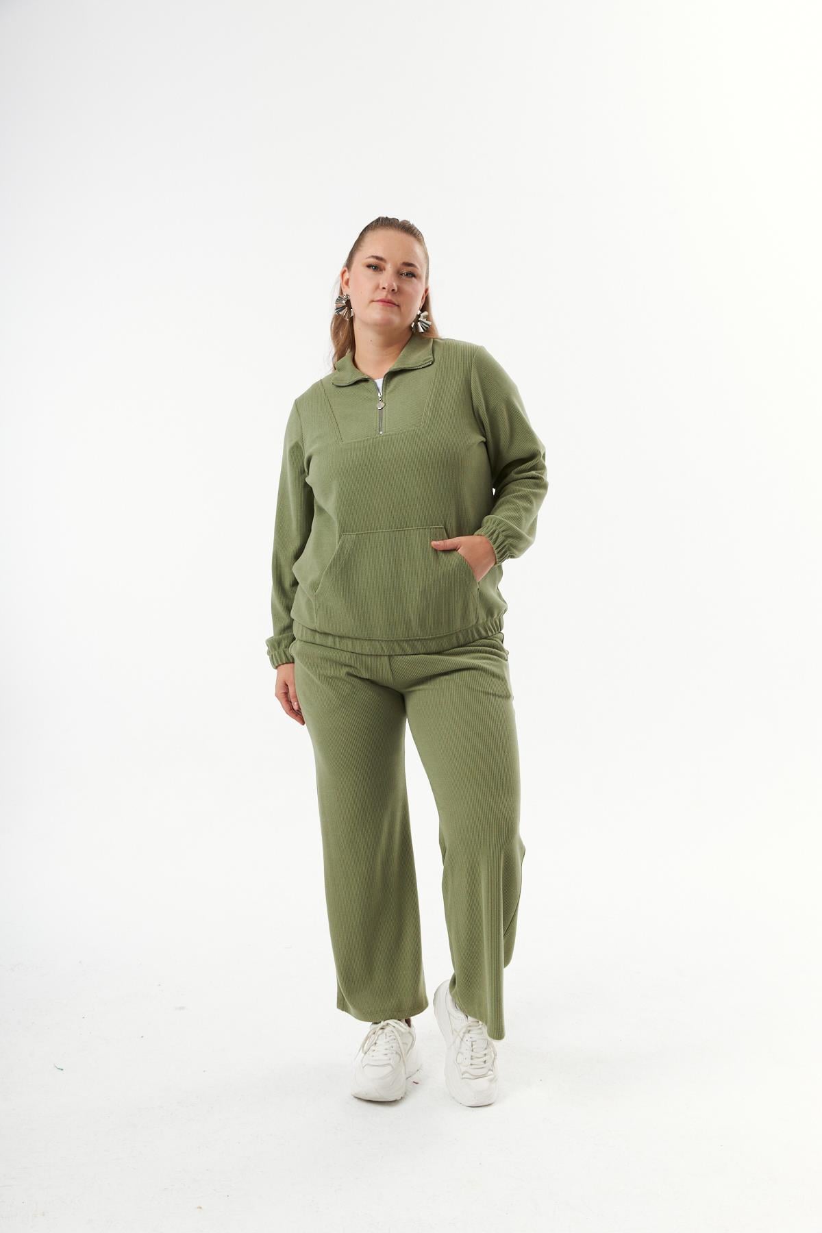 Büyük Beden Yakası Fermuarlı Sweatshirt Haki