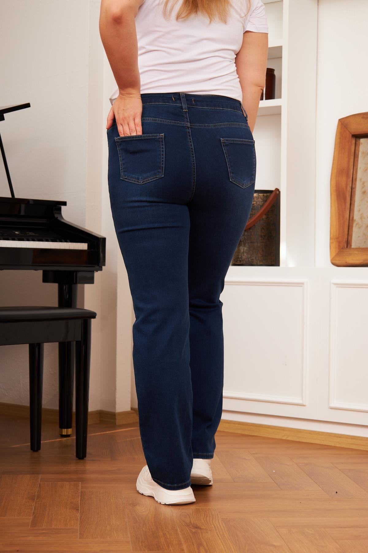 Boru Paça Büyük Beden Koyu Lacivert Kot Pantolon