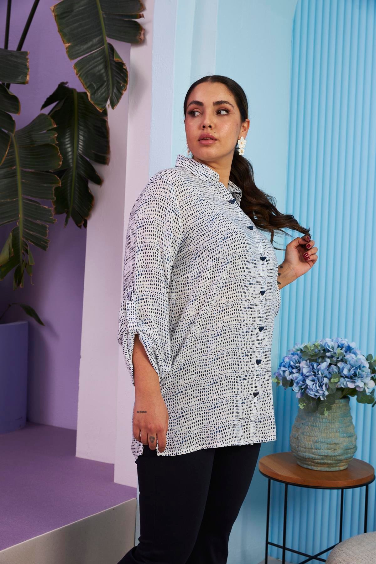 Rmg Düğme Detaylı Nokta Desenli Büyük Beden İndigo Gömlek