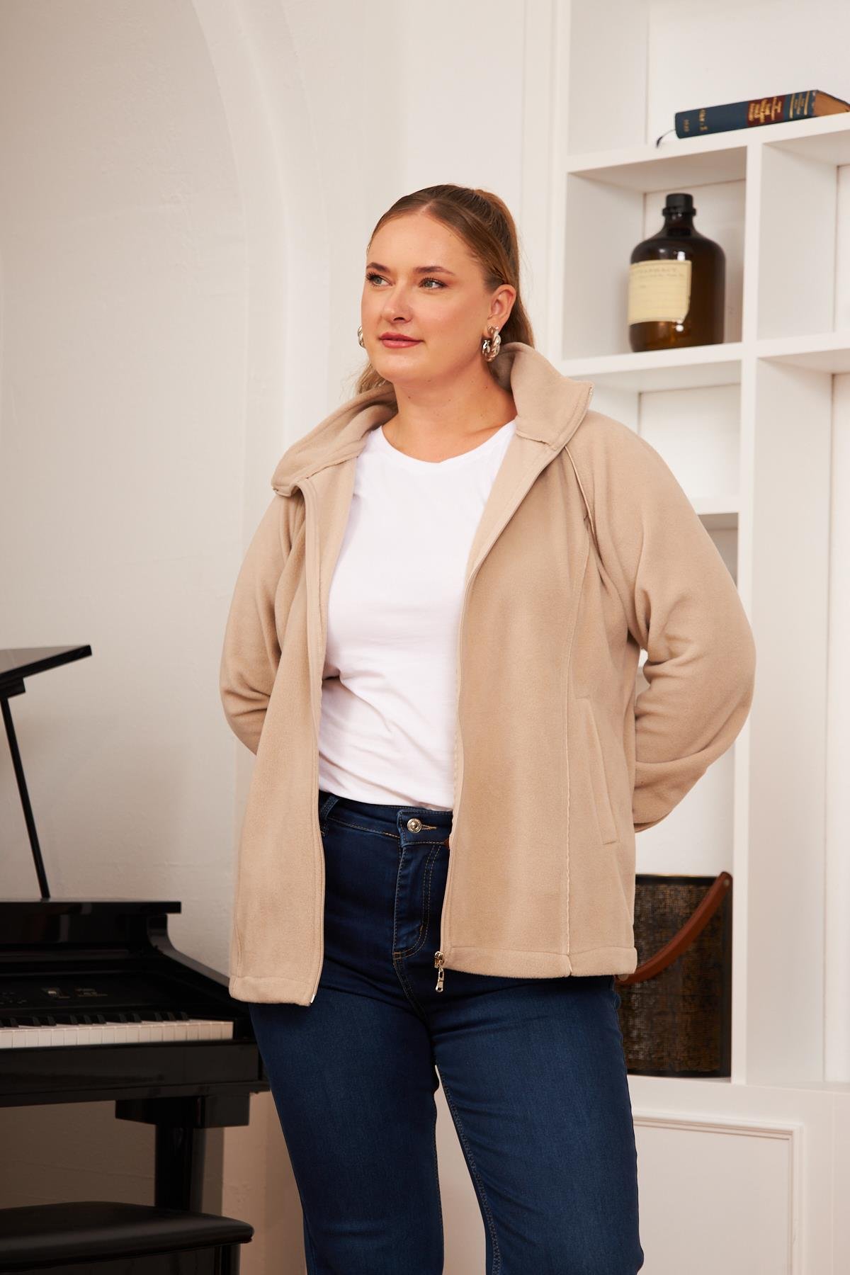 Büyük Beden Fermuarlı Polar Hırka Bej