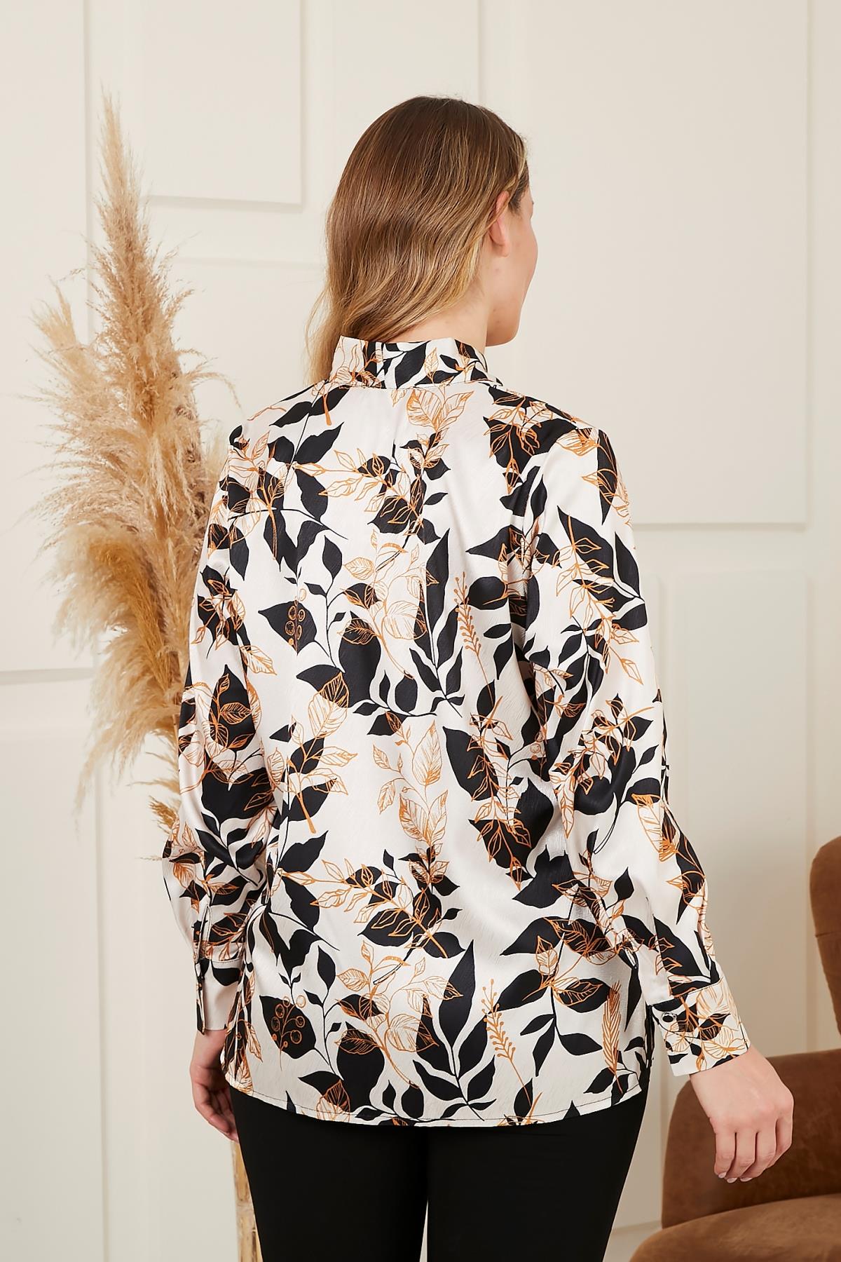 Rmg Çiçek Desenli Fular Detaylı Büyük Beden Krem Gömlek