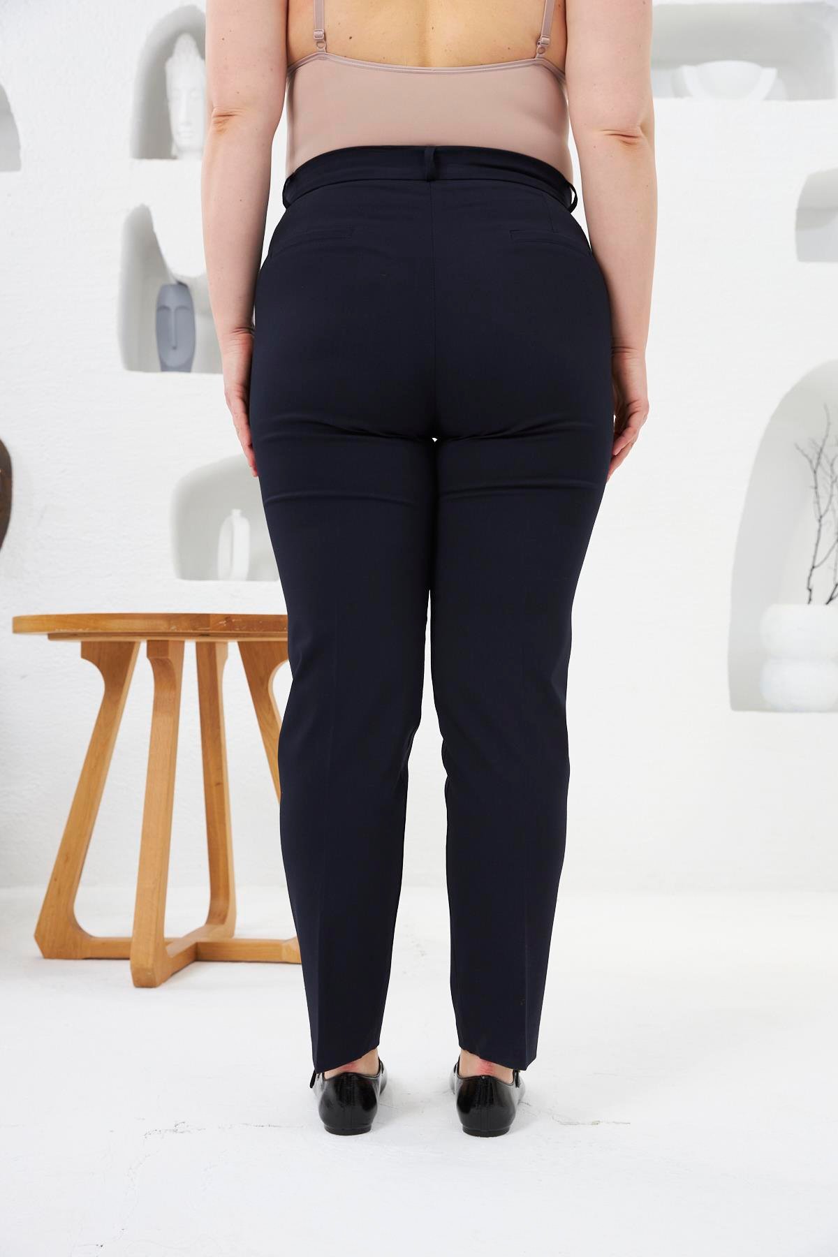 Cep Detaylı Büyük Beden Kumaş Pantolon Lacivert