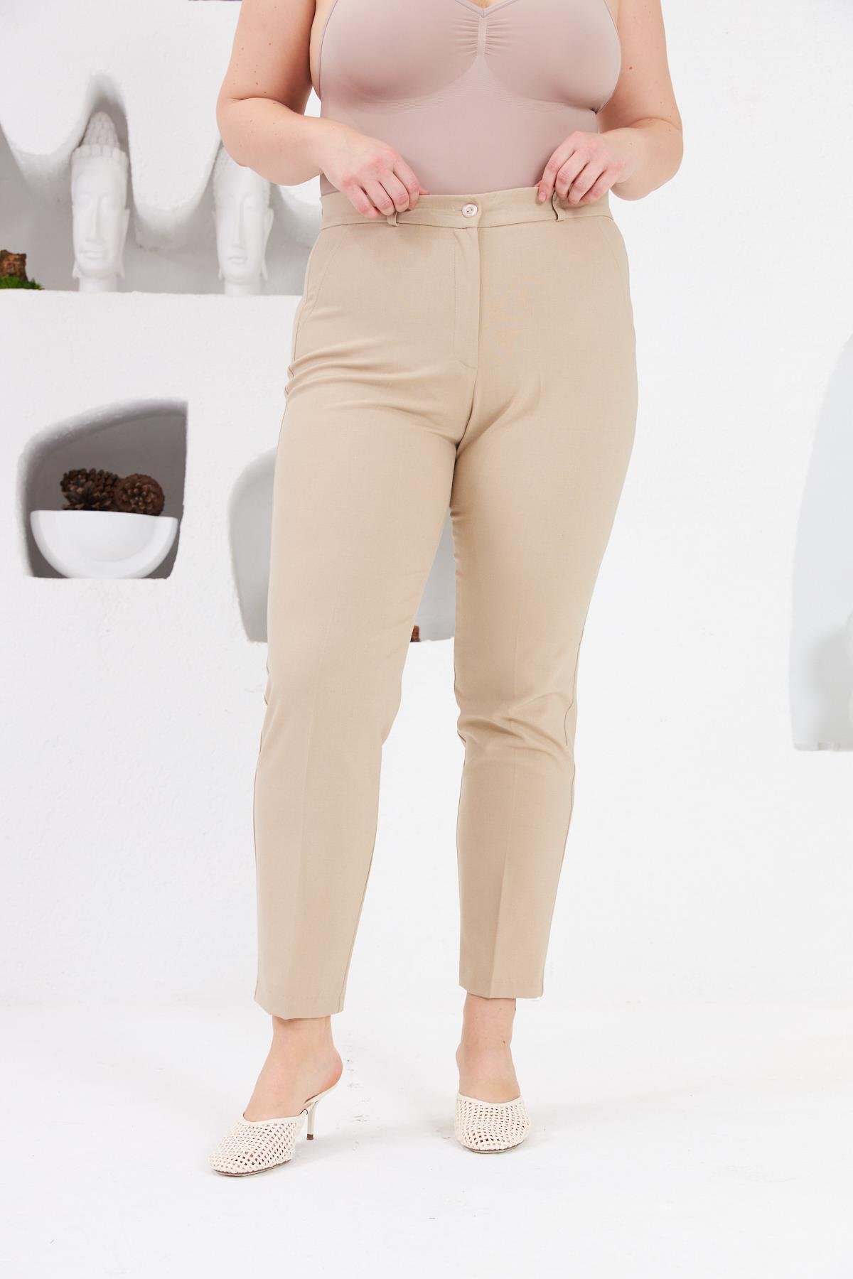 Cep Detaylı Büyük Beden Kumaş Pantolon Krem