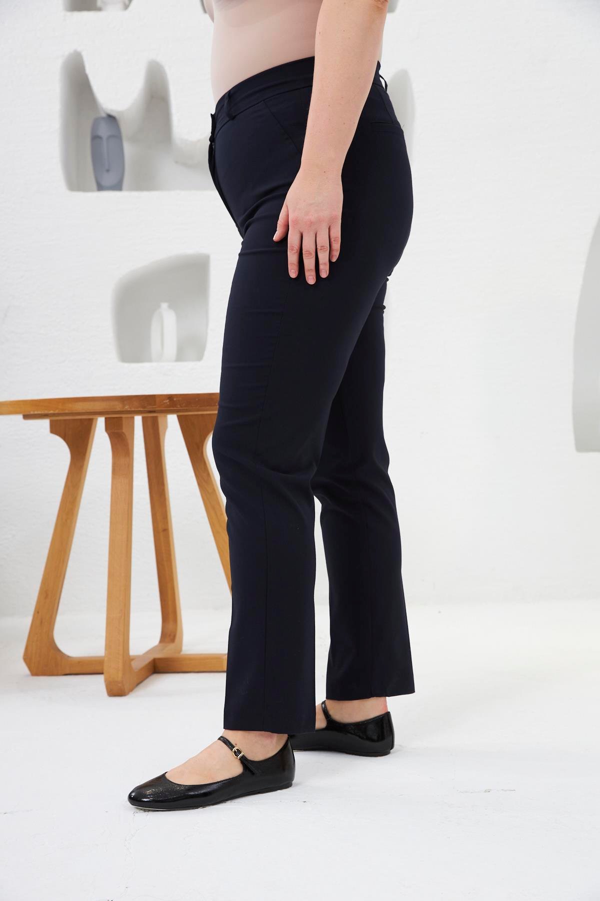 Cep Detaylı Büyük Beden Kumaş Pantolon Lacivert