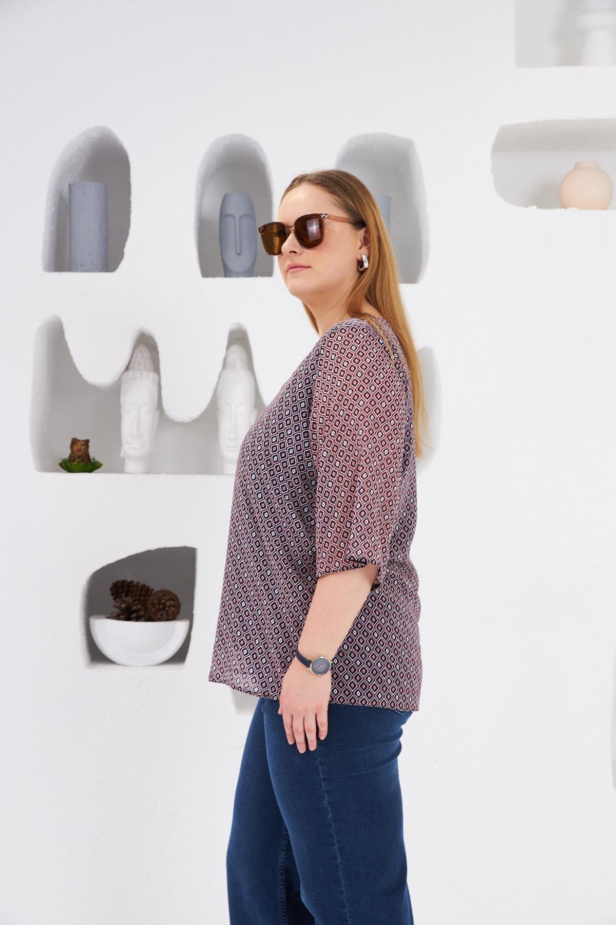 Desenli V Yaka Büyük Beden Şifon Bluz Lacivert