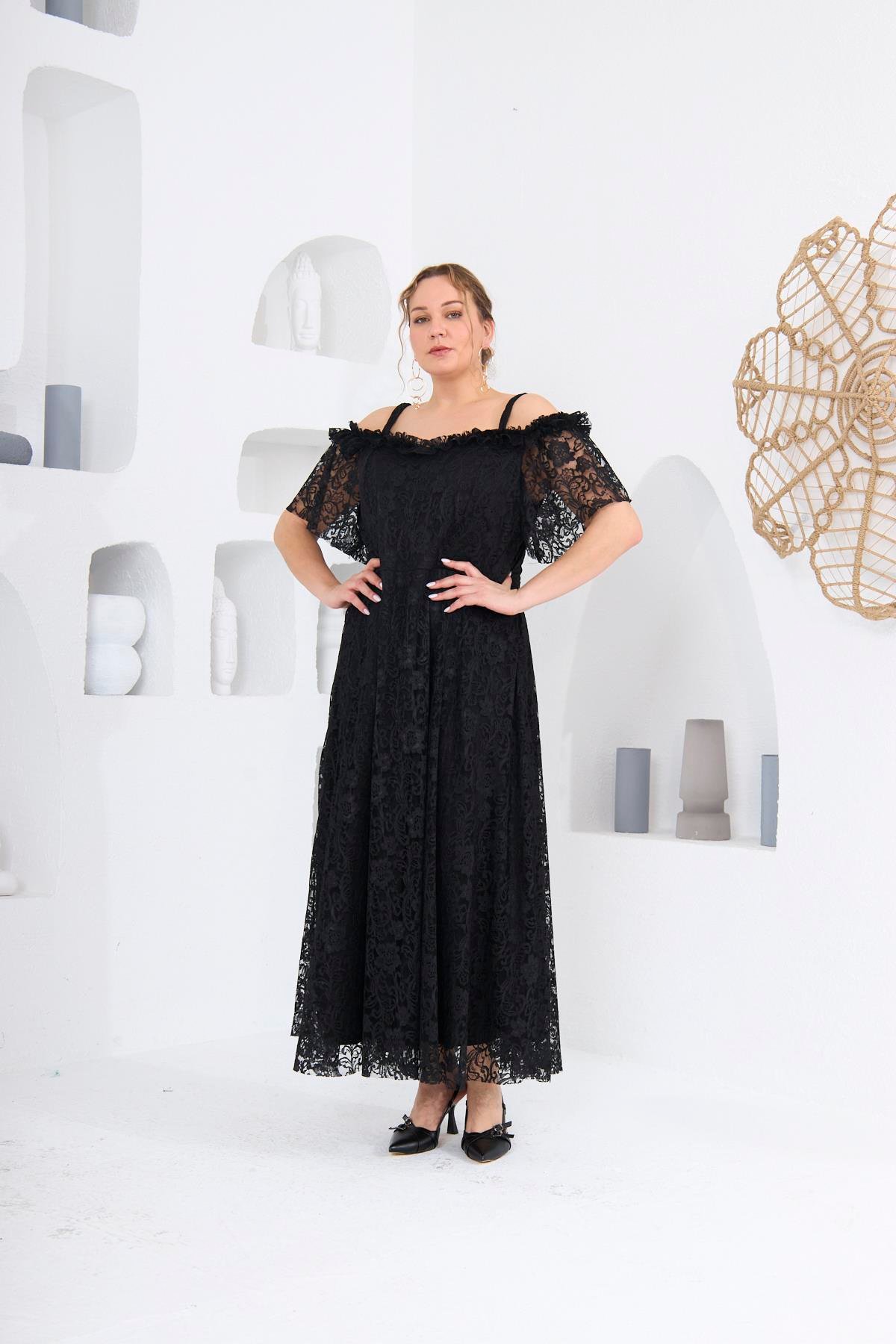 RMG Dantel Astarlı Omuz Detay Büyük Beden Elbise Siyah