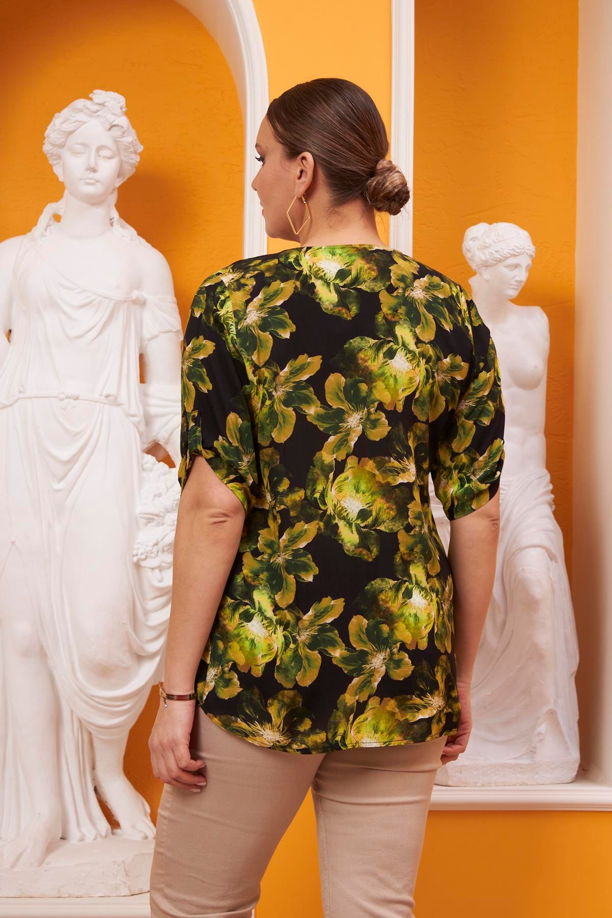 Rmg Desenli Büyük Beden Siyah Viskon Bluz