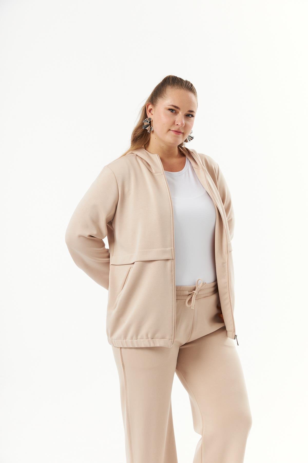 Büyük Beden Kapüşon ve Fermuarlı Sweatshirt Vizon