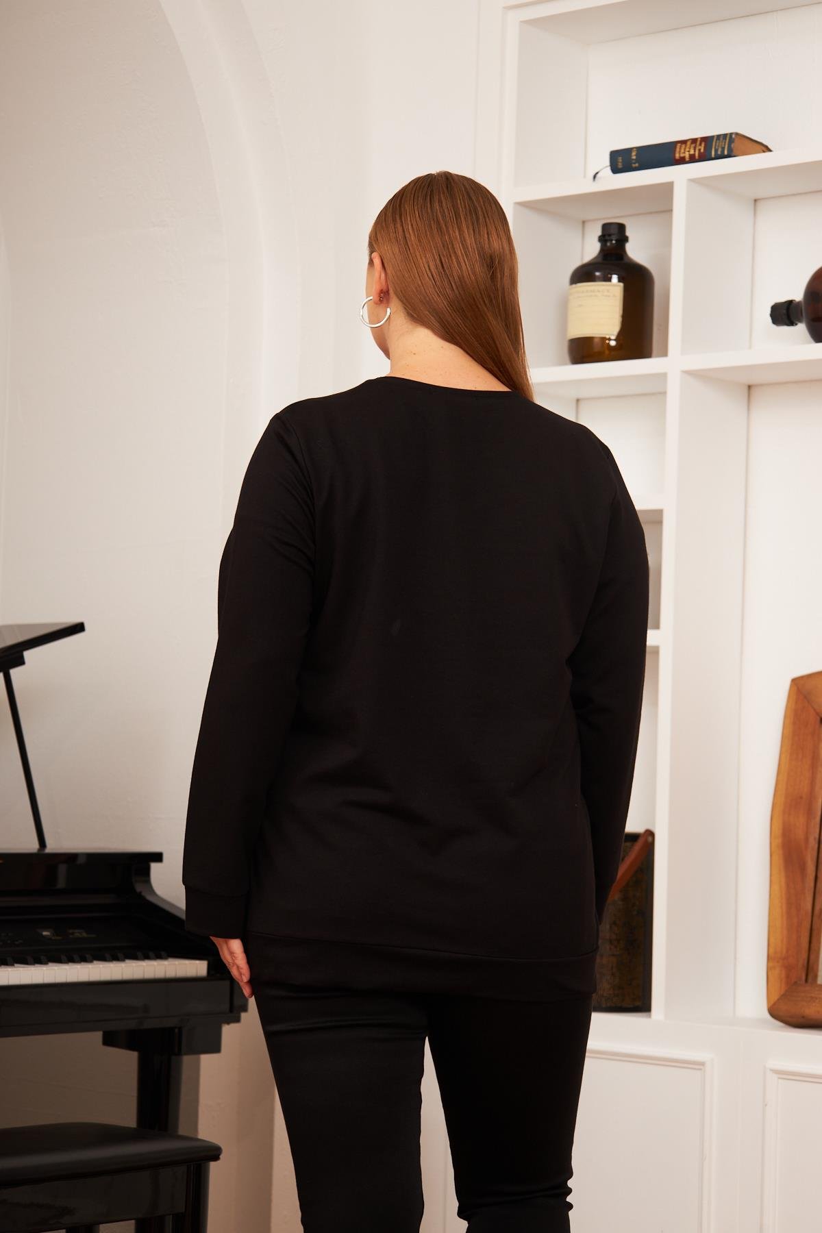 Fırça Deseni Baskılı Büyük Beden Sweatshirt Siyah