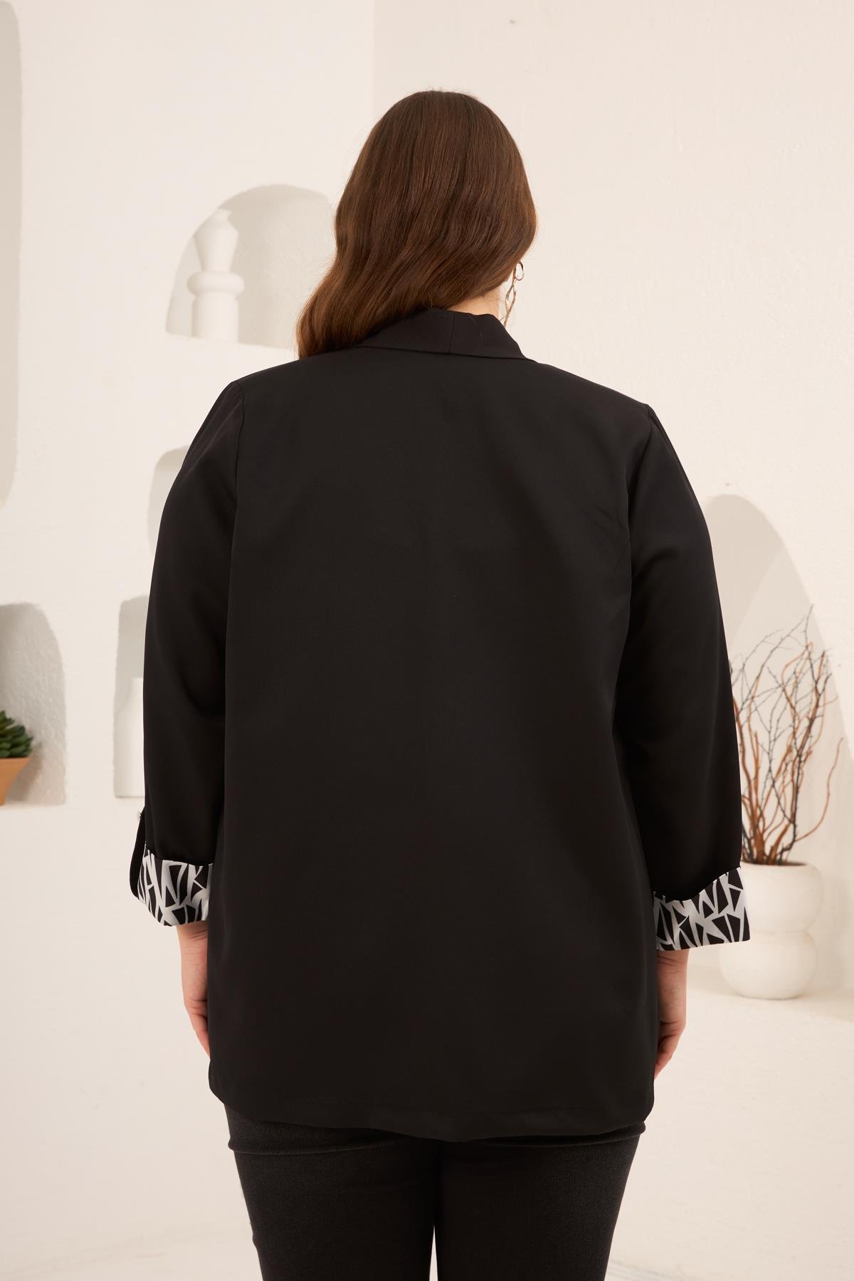 Geometrik Desenli Kadın Büyük Beden Atlet Ceket Takım Siyah - RMG