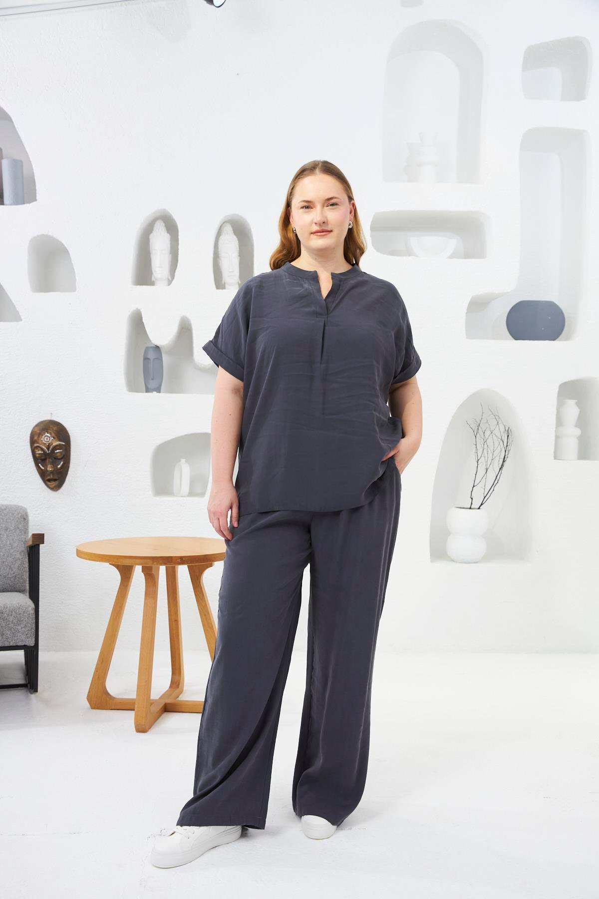 Hakim Yaka Büyük Beden Bluz Füme