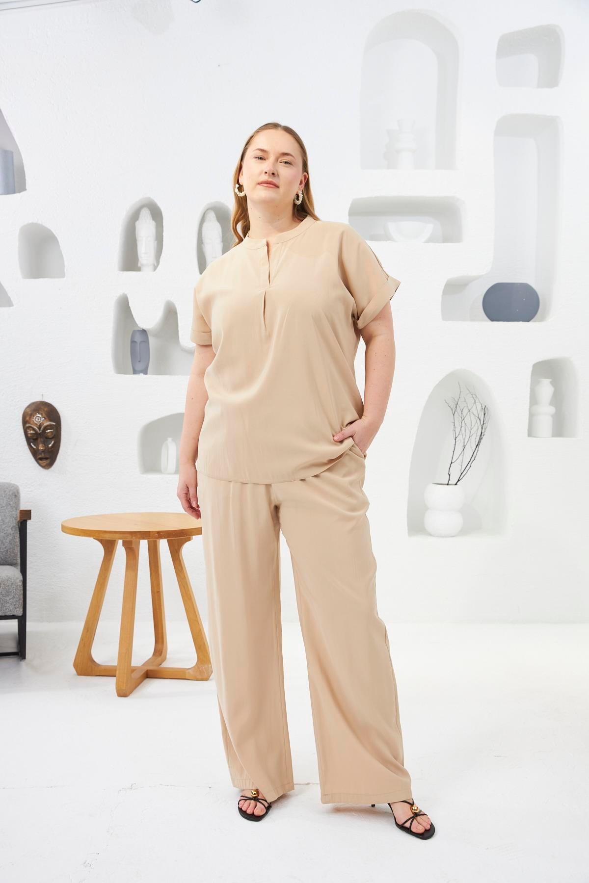 Hakim Yaka Büyük Beden Bluz Krem