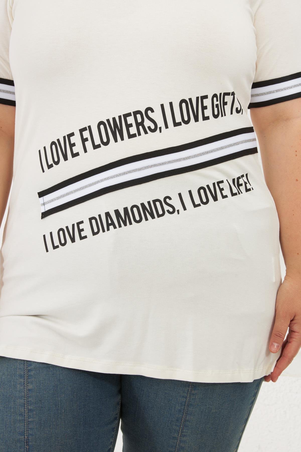 İ Love Baskılı Büyük Beden Tişört Ekru