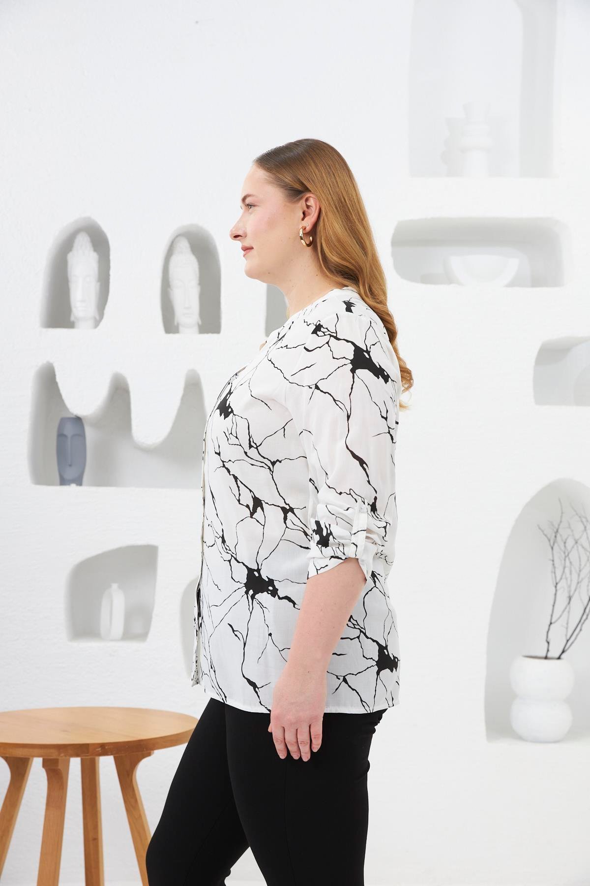 Kol Apolet Detaylı Büyük Beden Hakim Yaka Gömlek Ekru