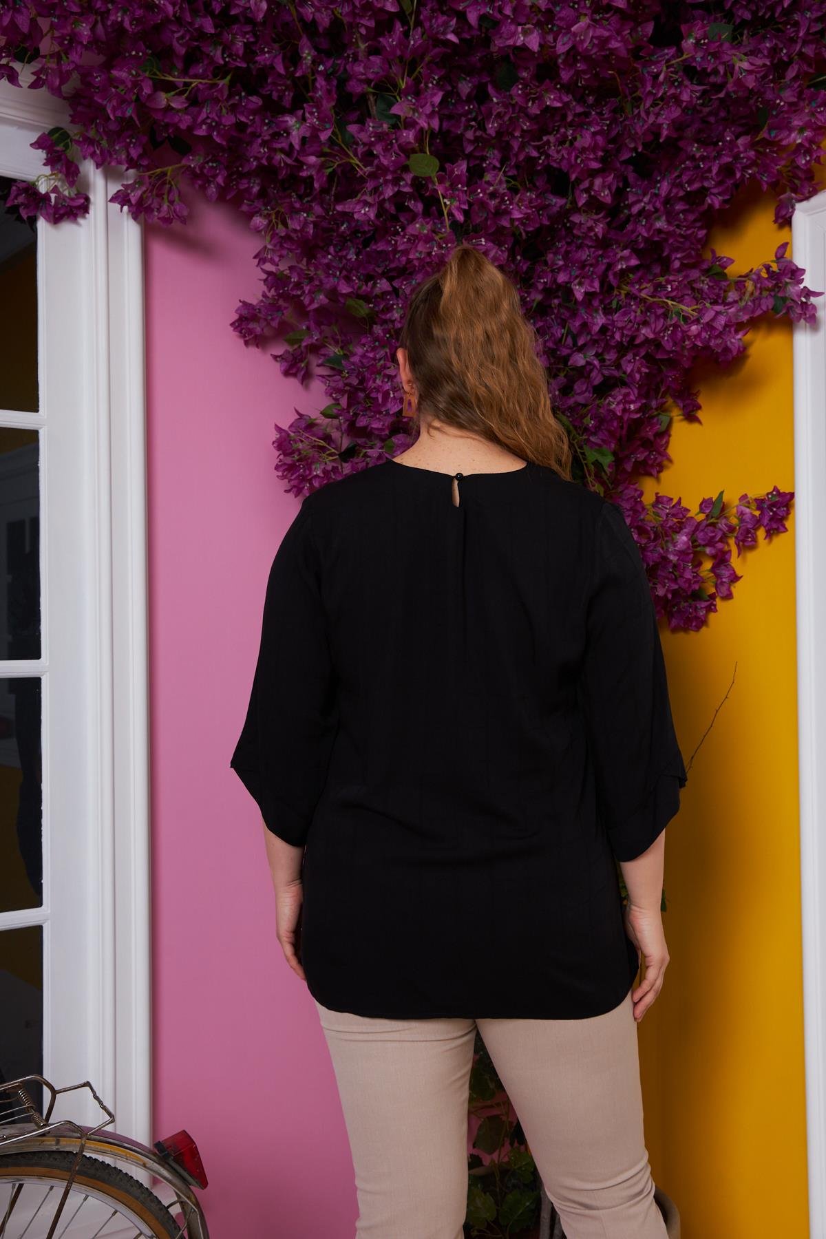 Kol Detaylı V Yaka Büyük Beden Bluz Siyah