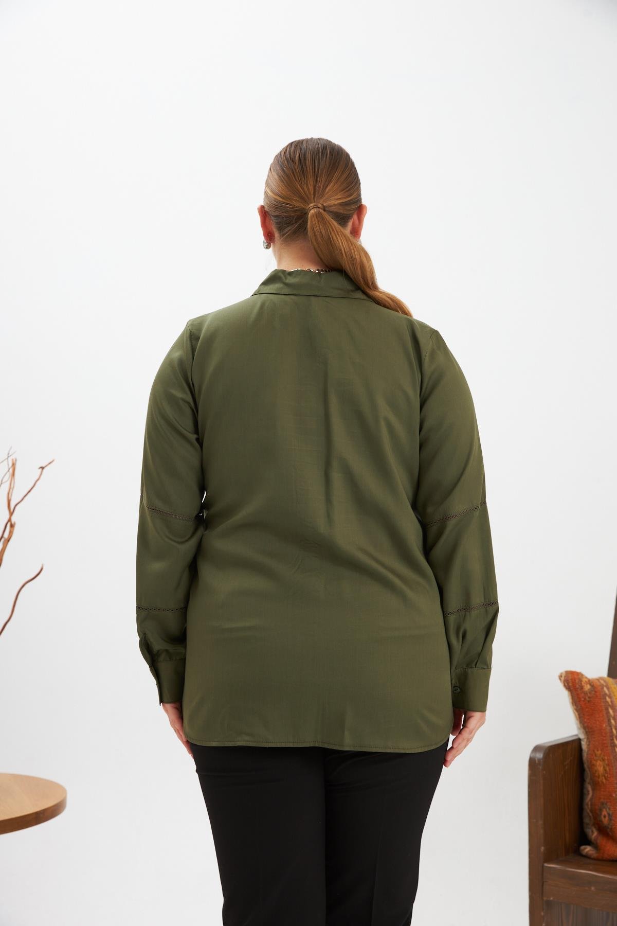 Kol Kroşeta Detaylı Büyük Beden Gömlek Haki