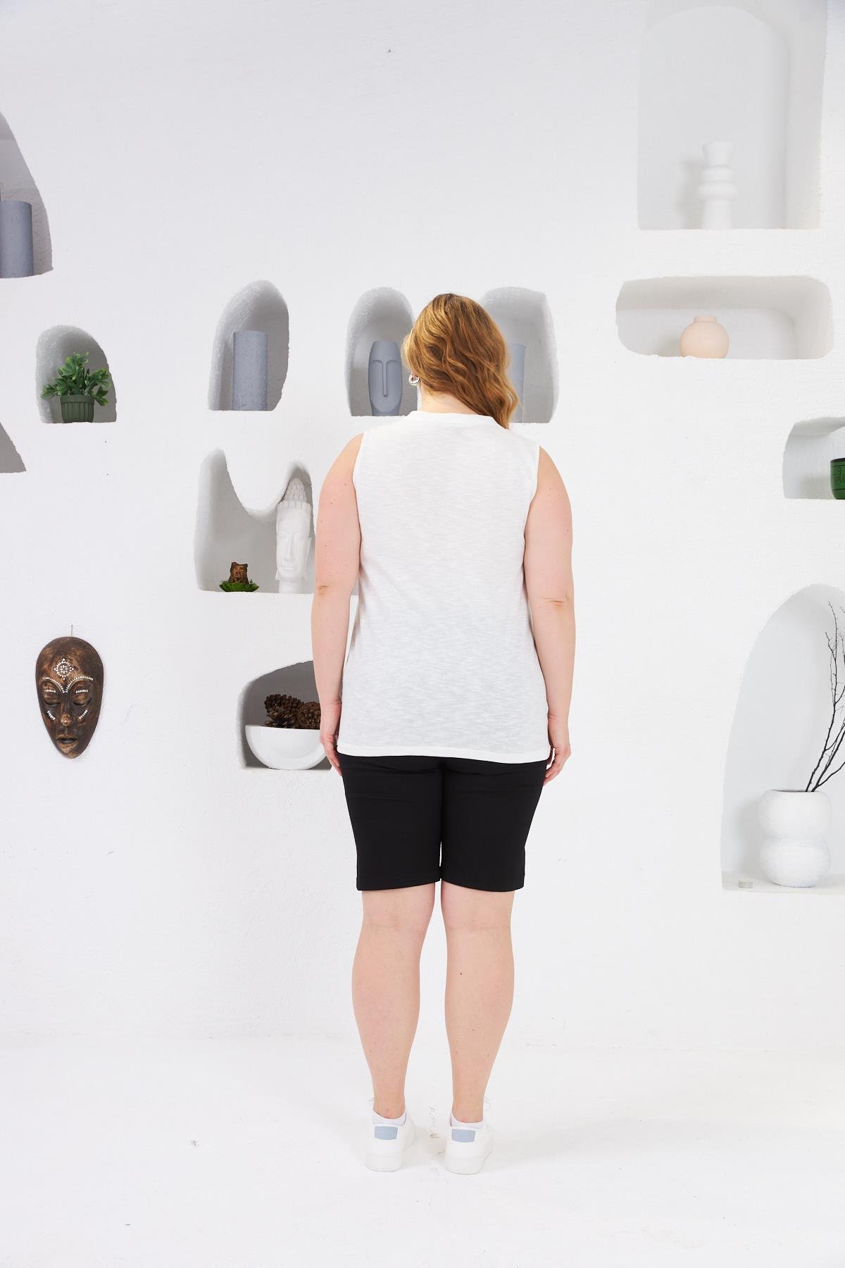 Nervürlü Sıfır Kol Büyük Beden Bluz Ekru