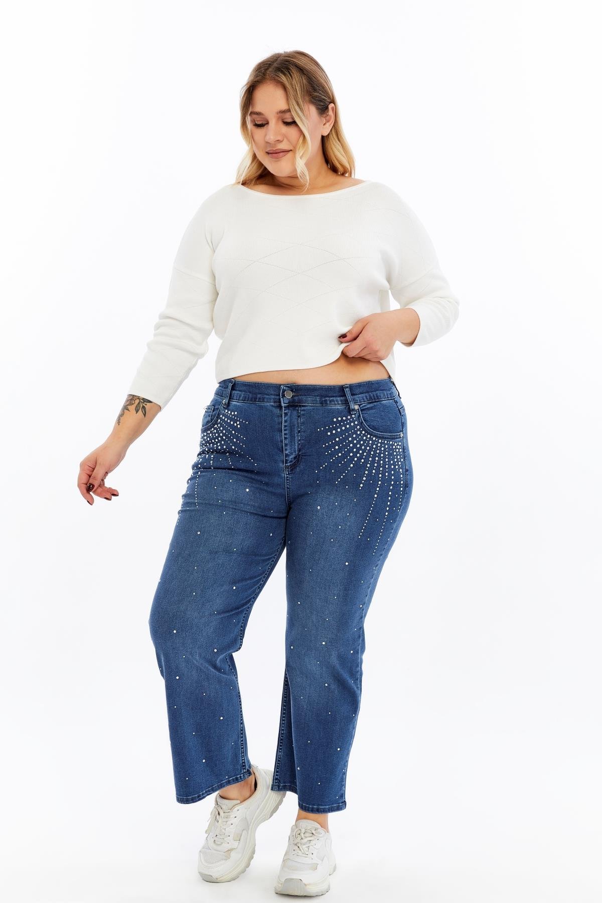 Ön Taş Detaylı Büyük Beden Kot Pantolon Mavi