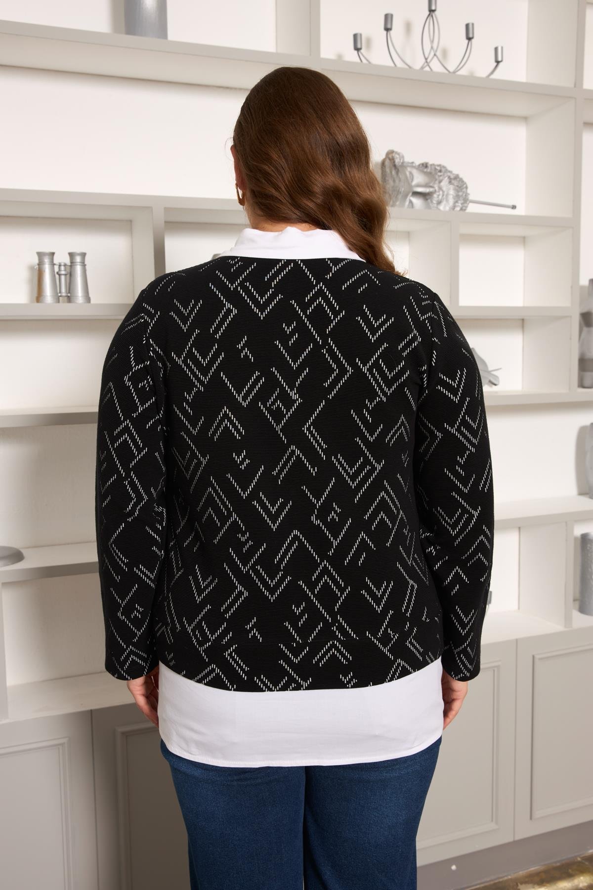 Poplin Garnili Büyük Beden Siyah Hırka